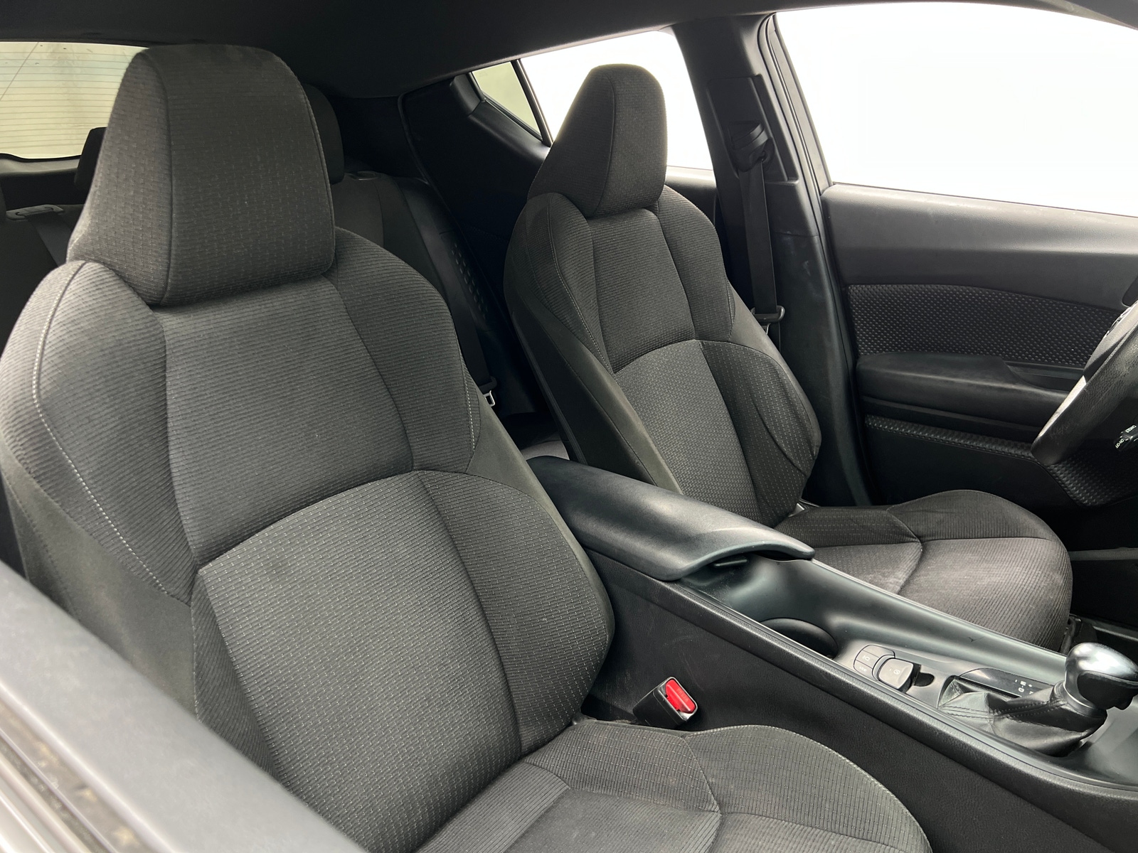 Thumbnail: 2019 Toyota C-HR - 2