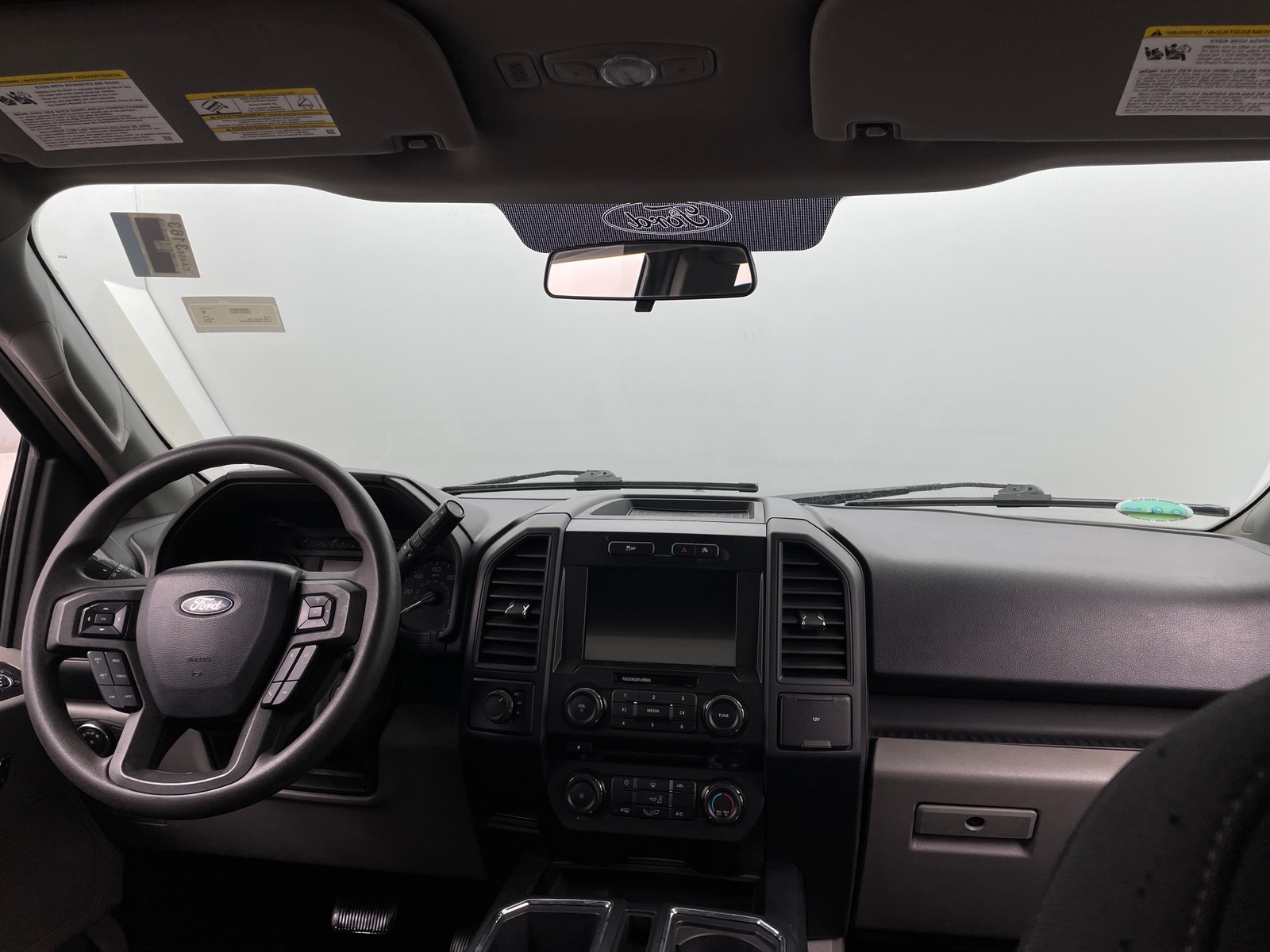 Thumbnail: 2018 Ford Econoline - 3