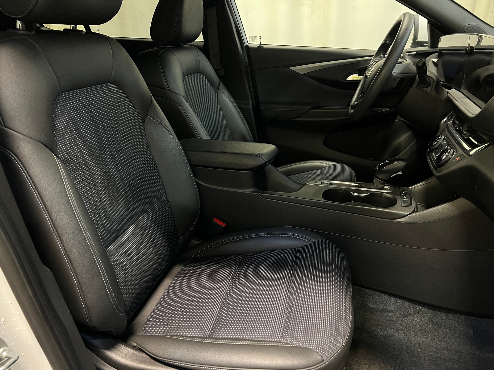 Thumbnail: 2025 Buick Envista - 2