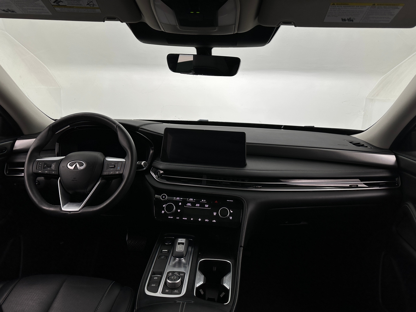 Thumbnail: 2023 INFINITI QX60 - 2