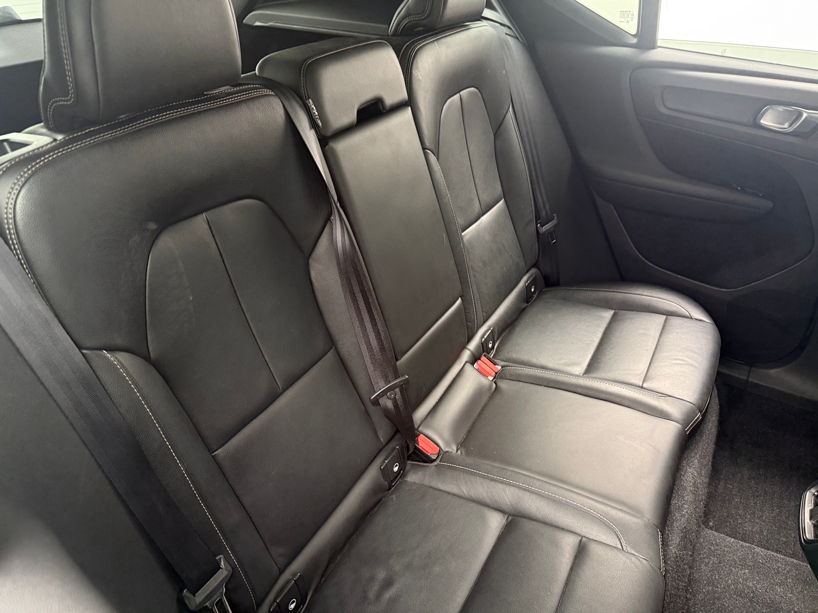 Thumbnail: 2019 Volvo XC40 - 5