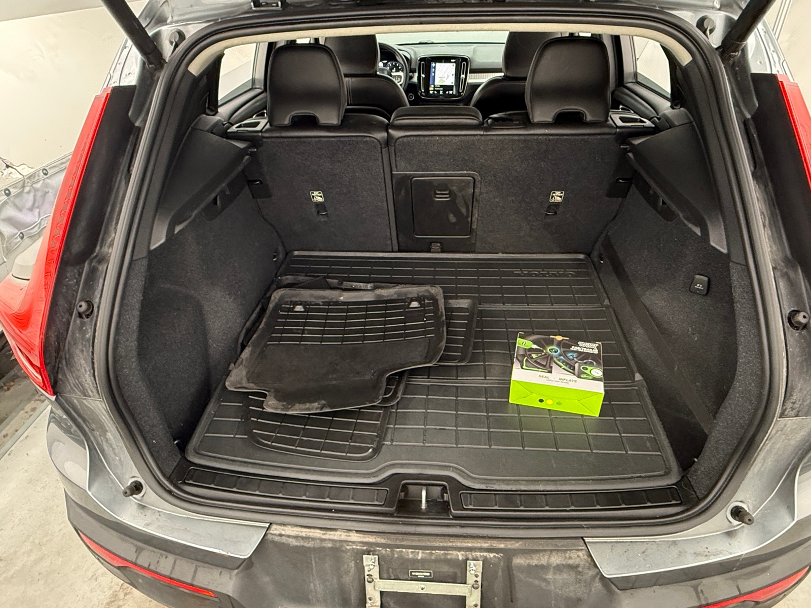 Thumbnail: 2019 Volvo XC40 - 6