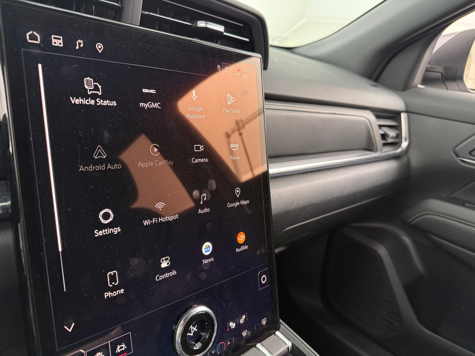 Thumbnail: 2025 GMC Terrain - 4