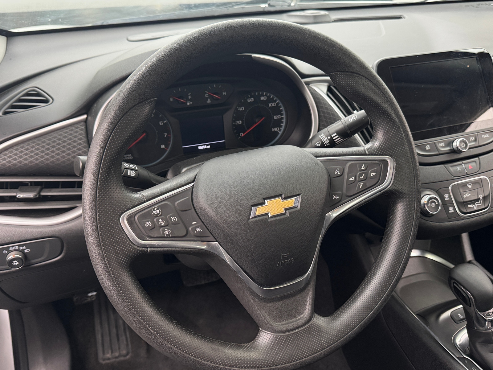 Thumbnail: 2021 Chevrolet Malibu - 5