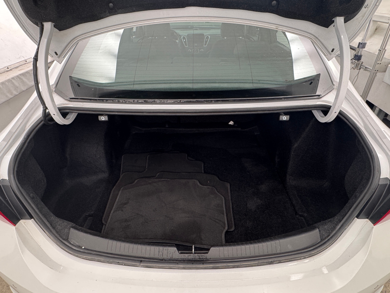 Thumbnail: 2021 Chevrolet Malibu - 7