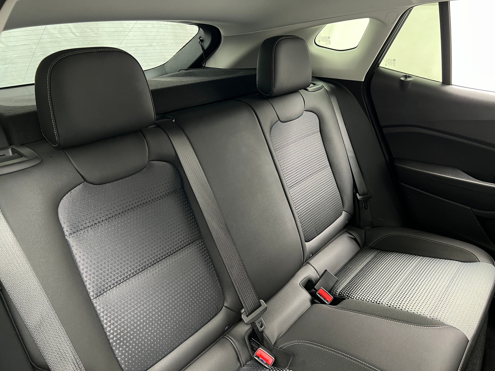 Thumbnail: 2025 Chevrolet Trax - 6