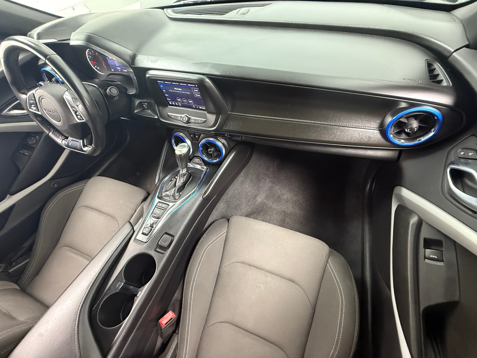 Thumbnail: 2020 Chevrolet Camaro - 3