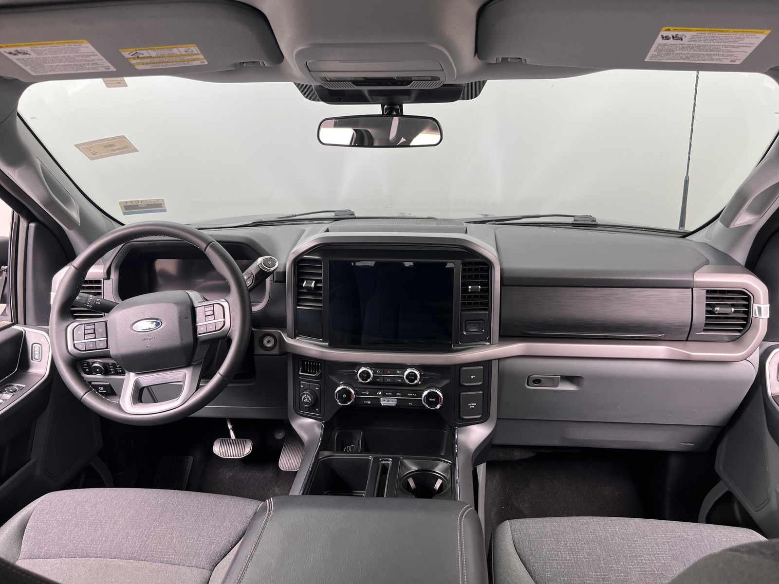 Thumbnail: 2025 Ford Econoline - 3