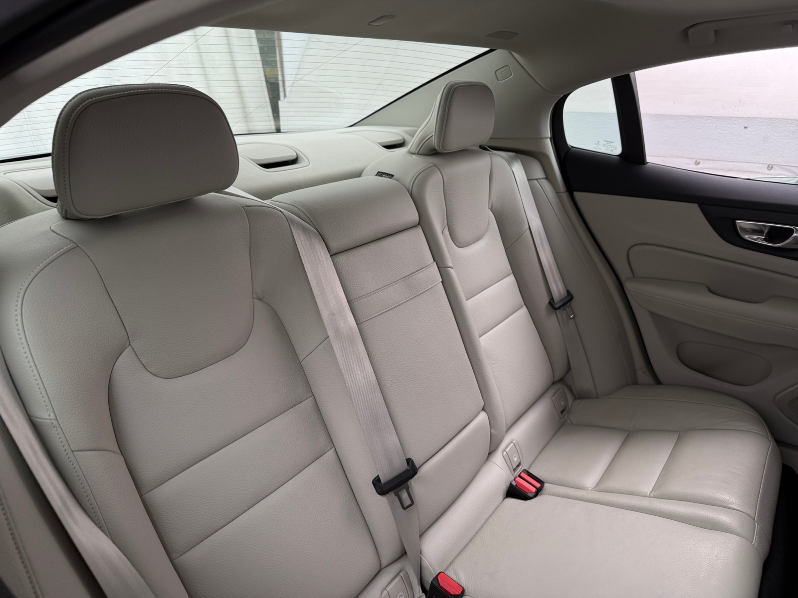 Thumbnail: 2024 Volvo S60 - 6