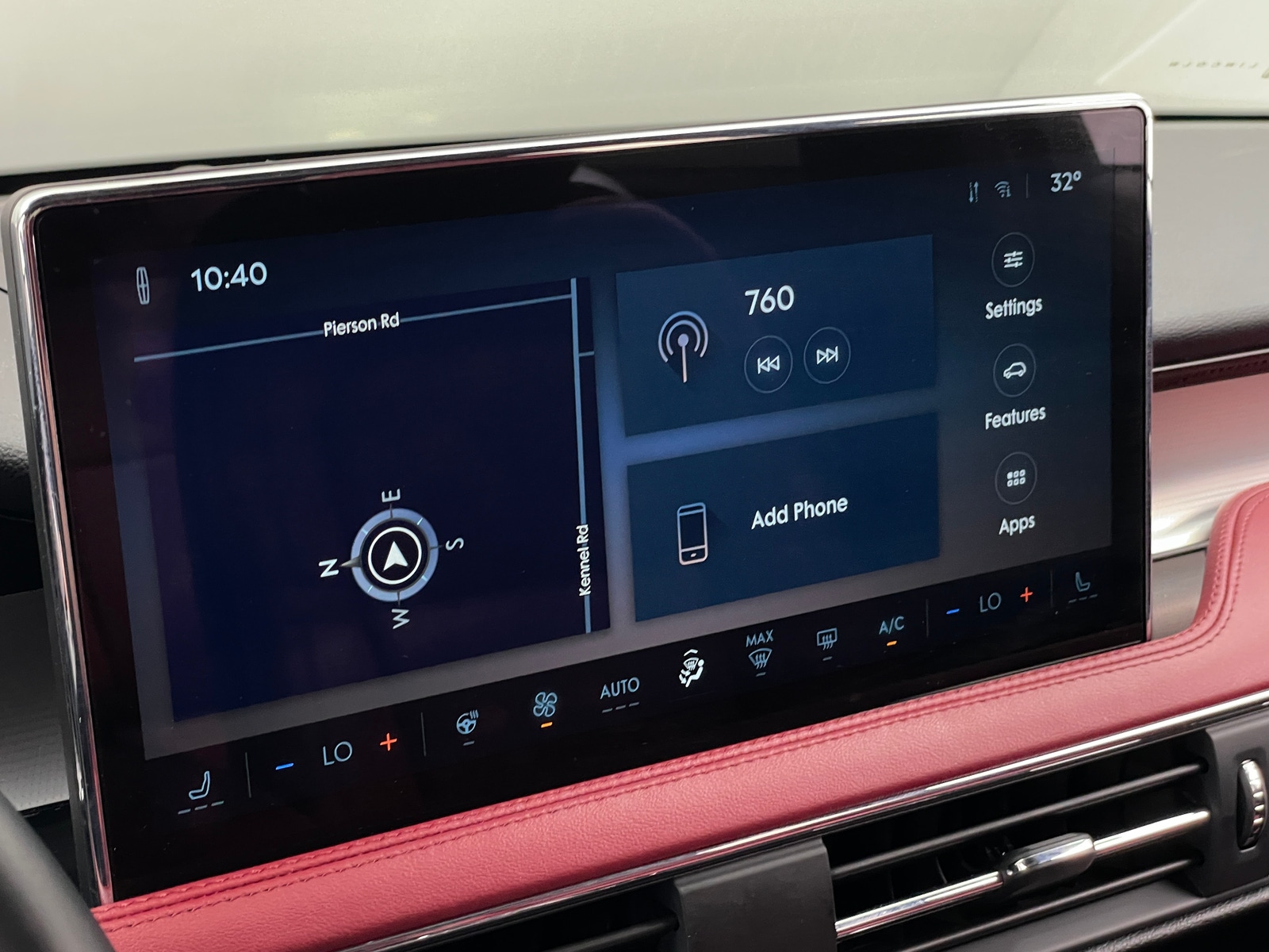 Thumbnail: 2025 Lincoln Corsair - 3