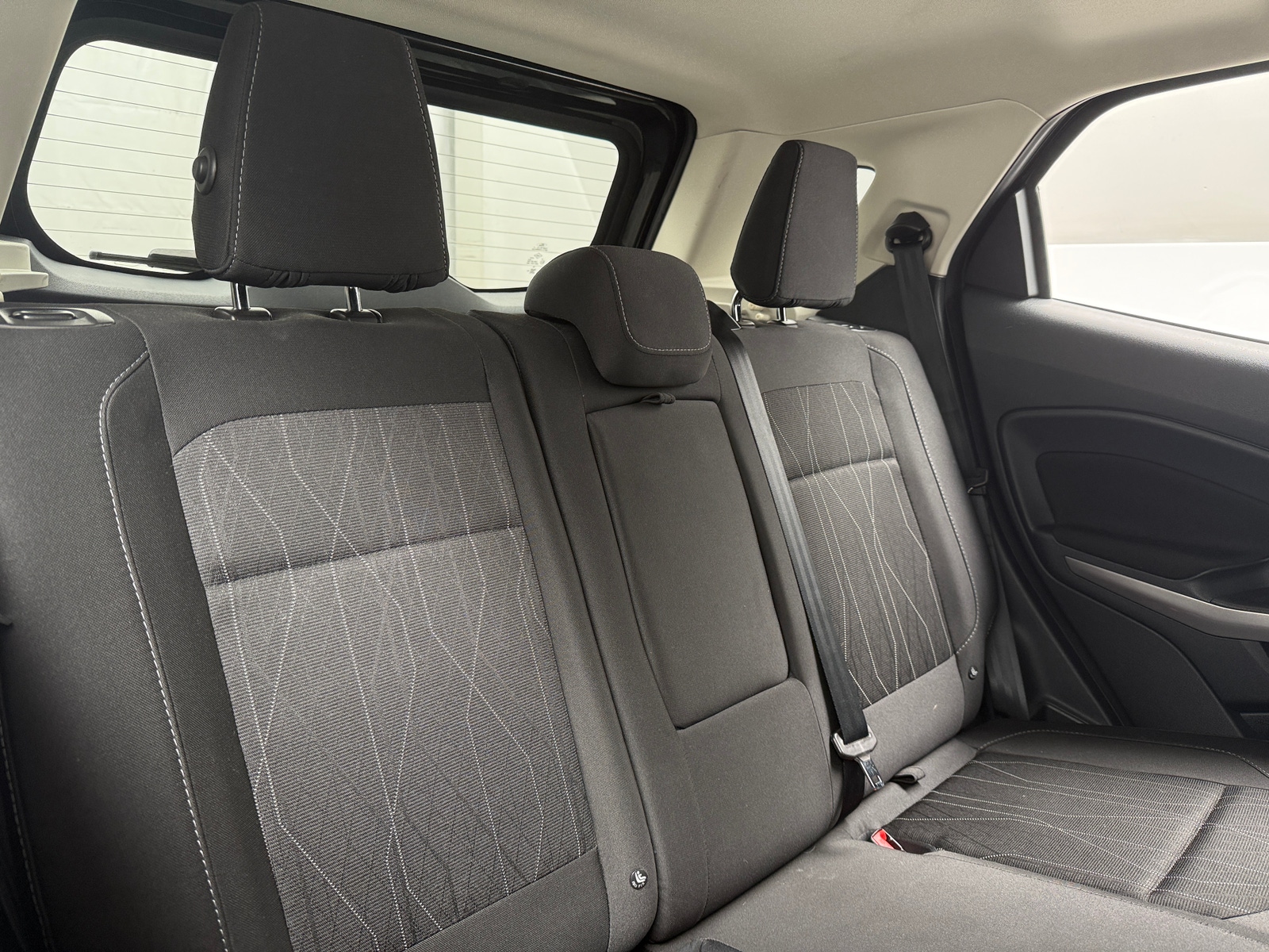 Thumbnail: 2021 Ford EcoSport - 6