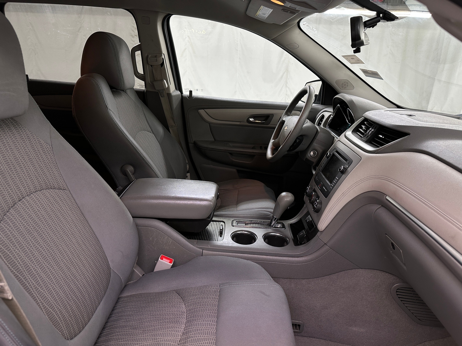 Thumbnail: 2017 Chevrolet Traverse - 2