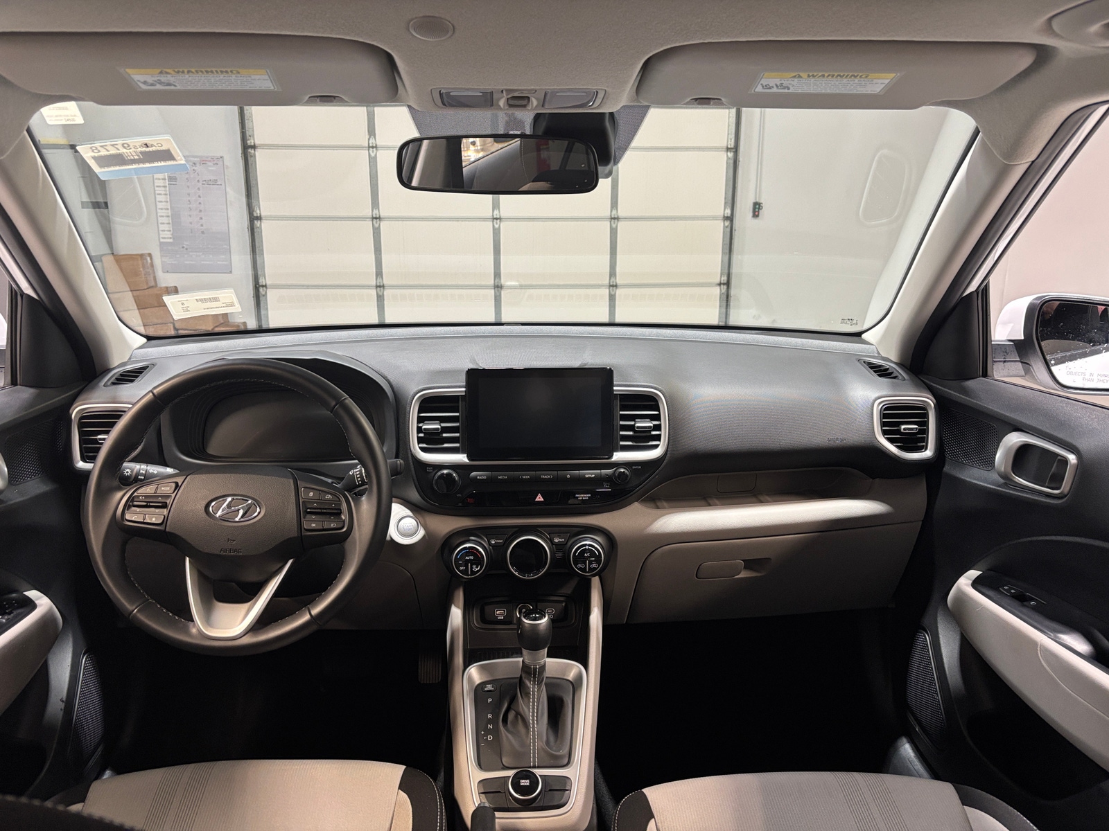 Thumbnail: 2025 Hyundai Venue - 3