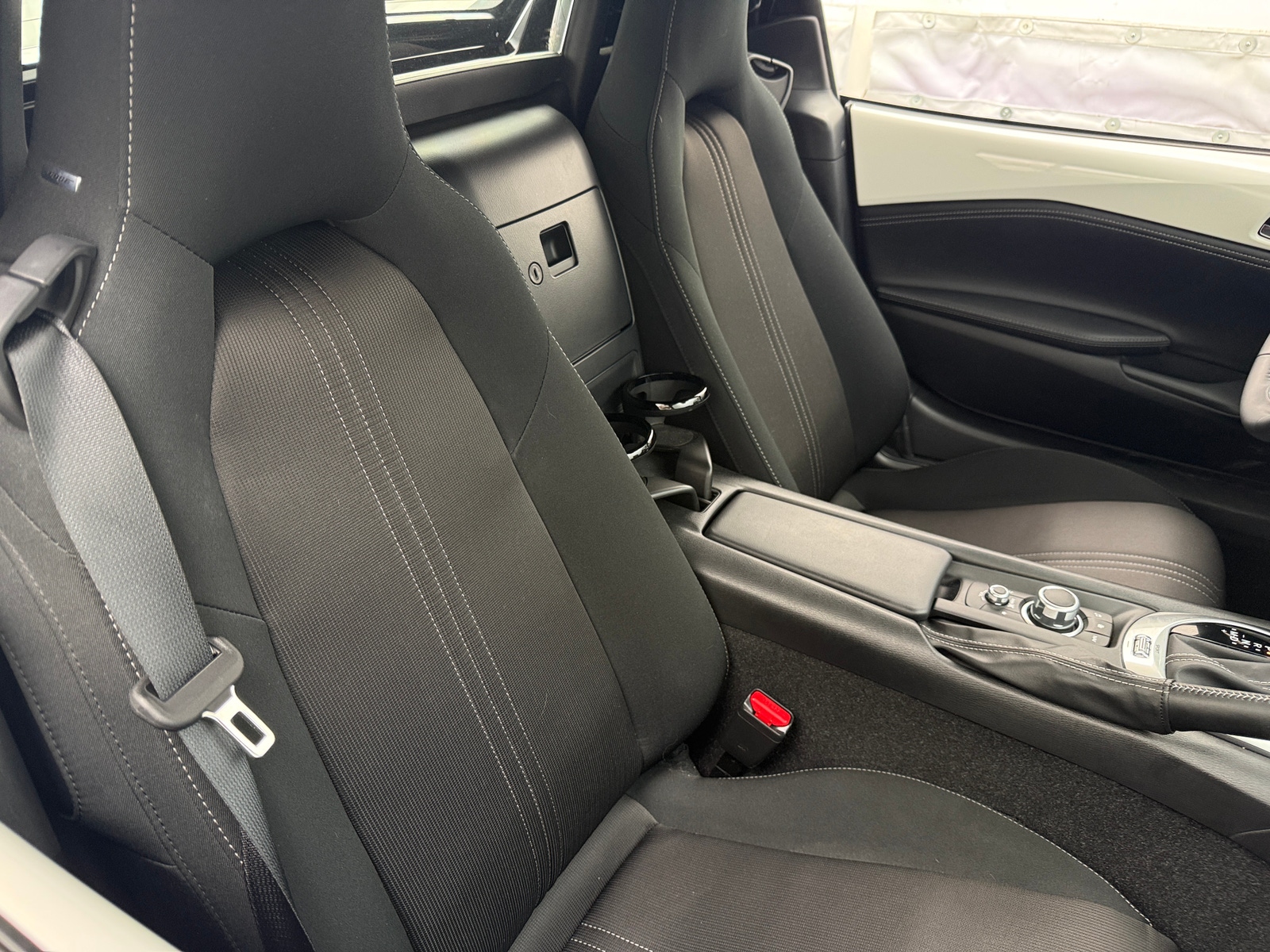 Thumbnail: 2021 Mazda MX-5 Miata - 2