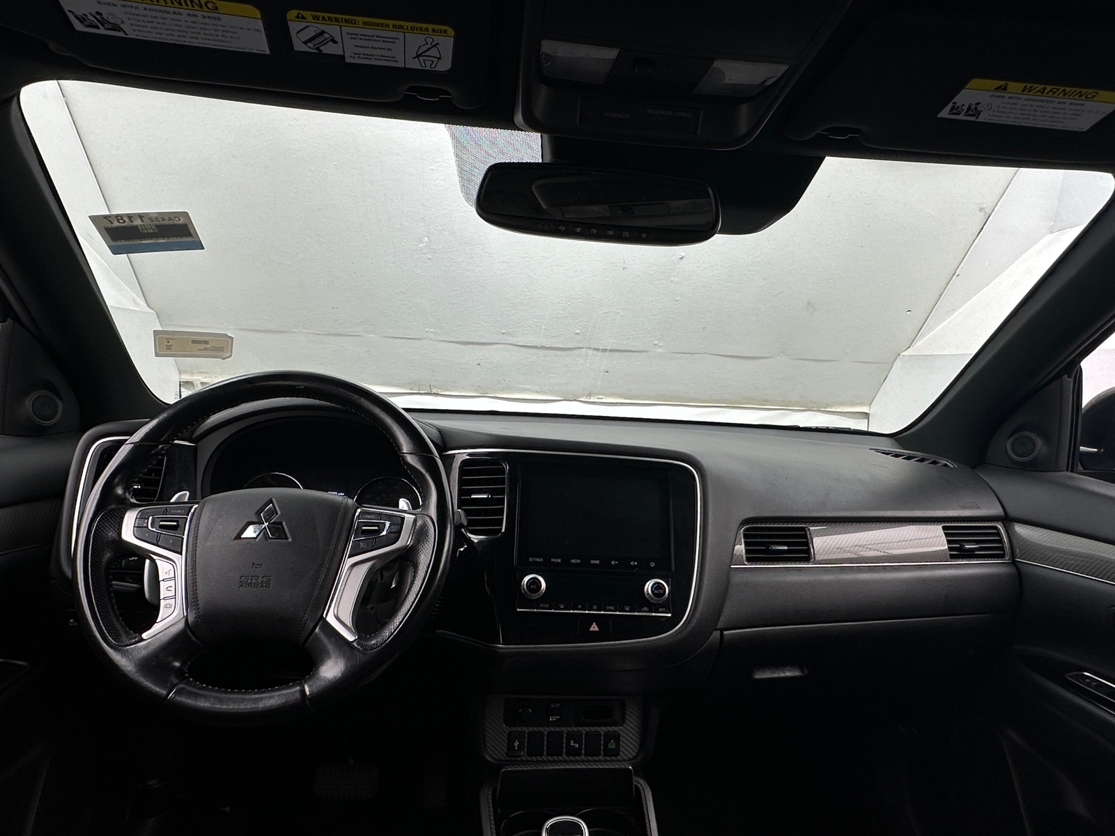 Thumbnail: 2020 Mitsubishi Outlander - 2