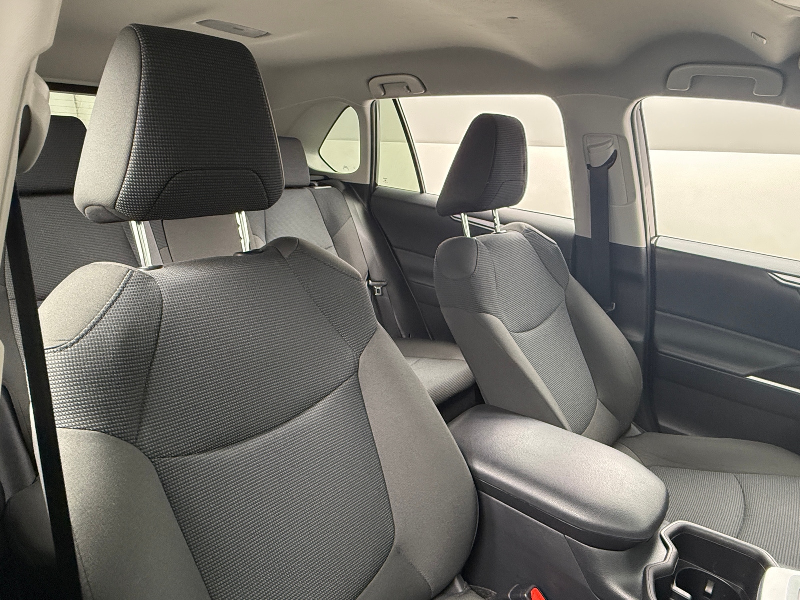 Thumbnail: 2025 Toyota RAV4 - 2