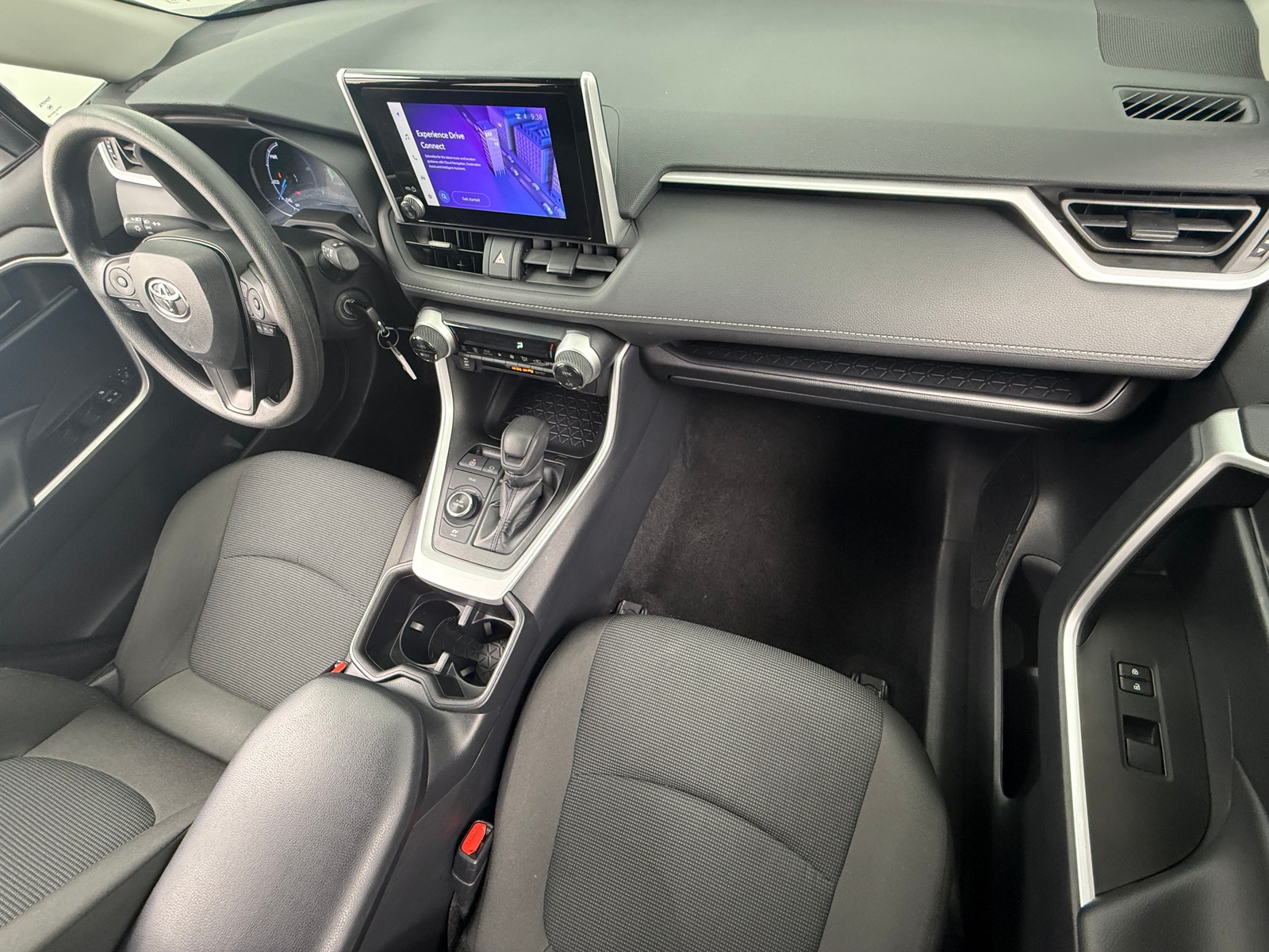 Thumbnail: 2025 Toyota RAV4 - 3