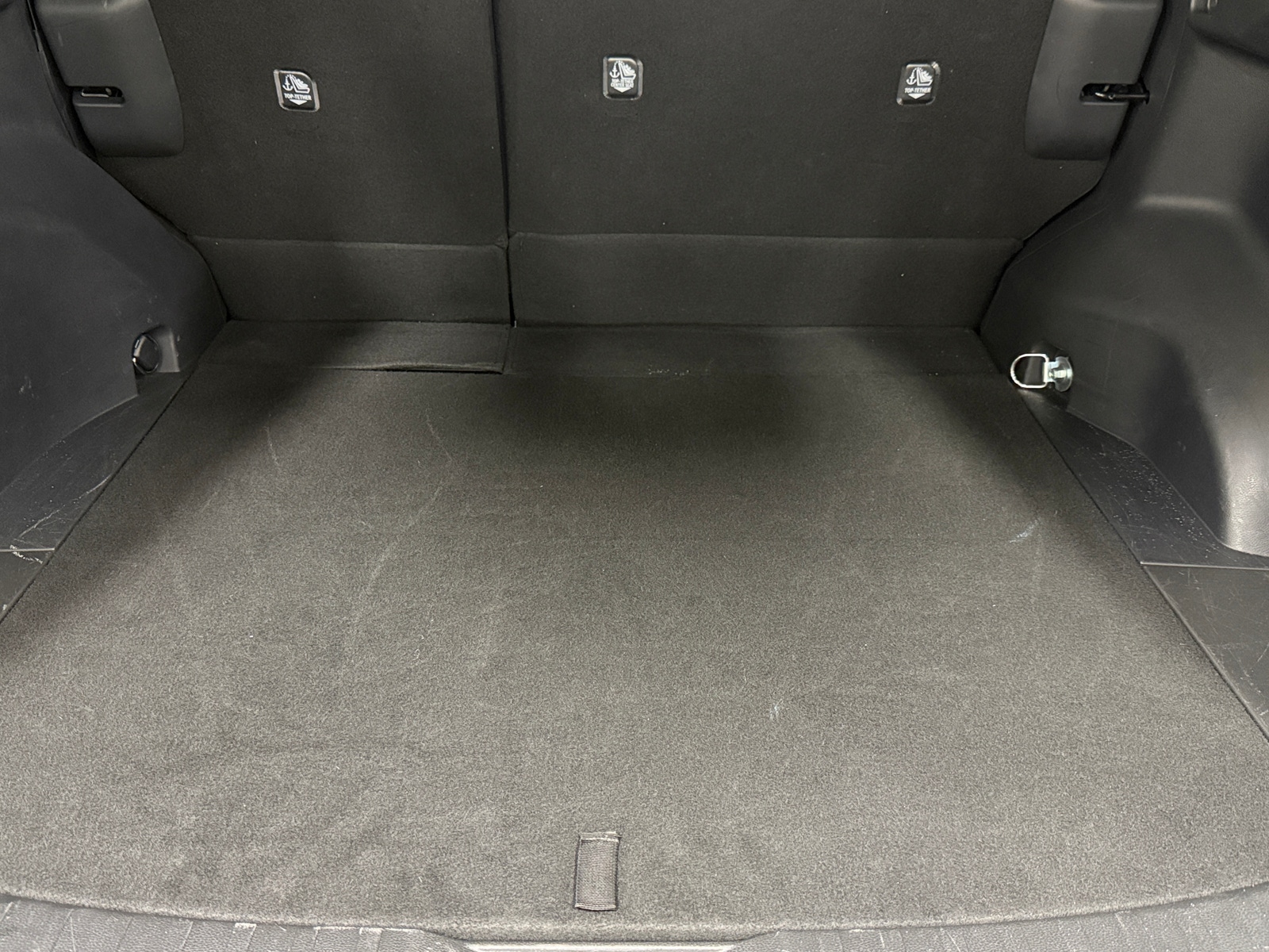 Thumbnail: 2025 Toyota RAV4 - 7