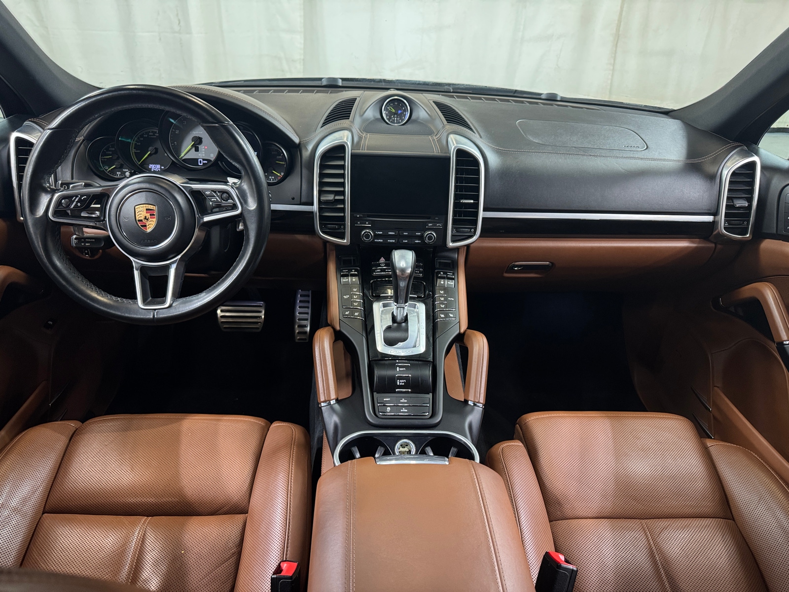 Thumbnail: 2018 Porsche Cayenne - 2