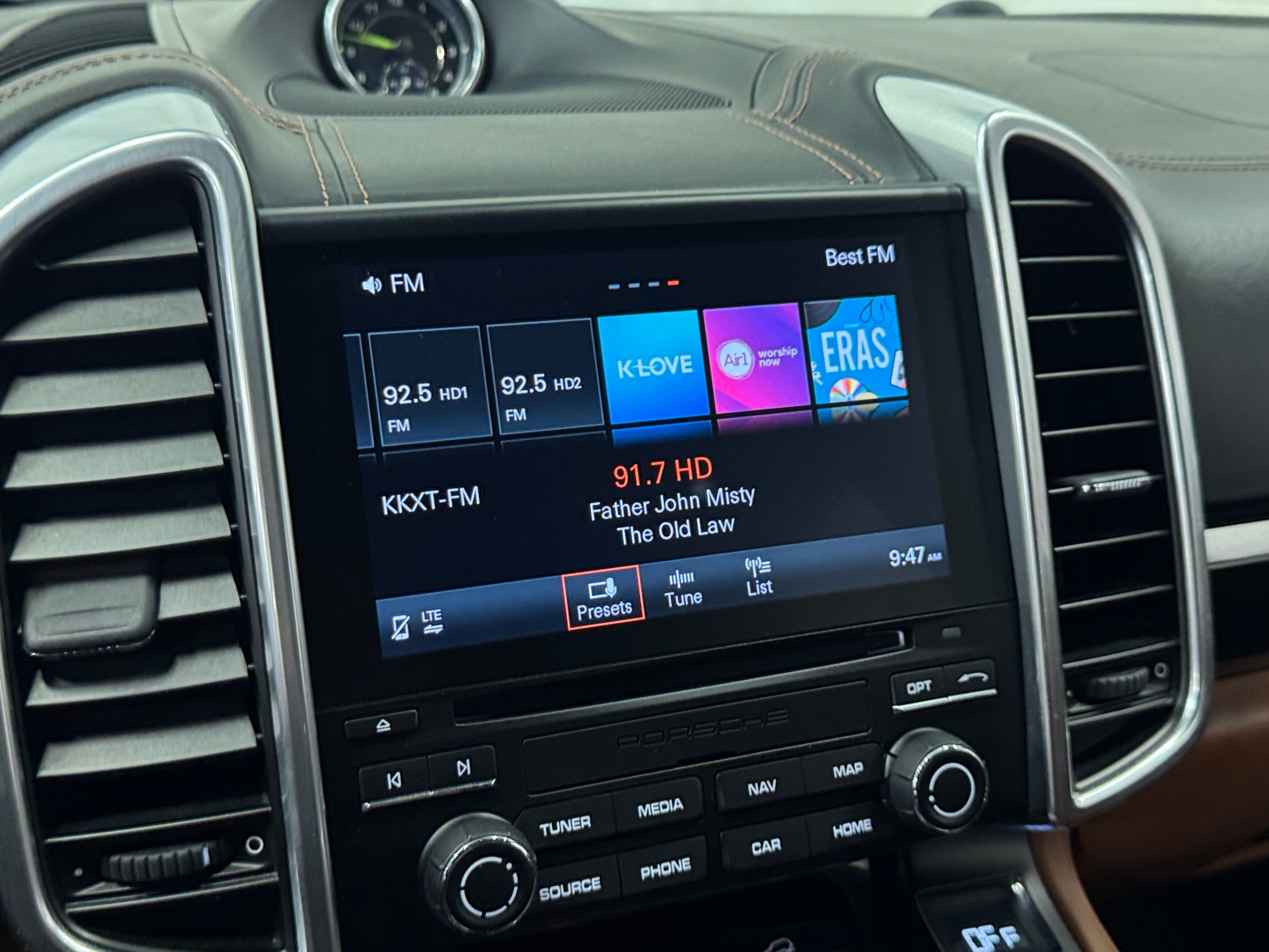 Thumbnail: 2018 Porsche Cayenne - 3