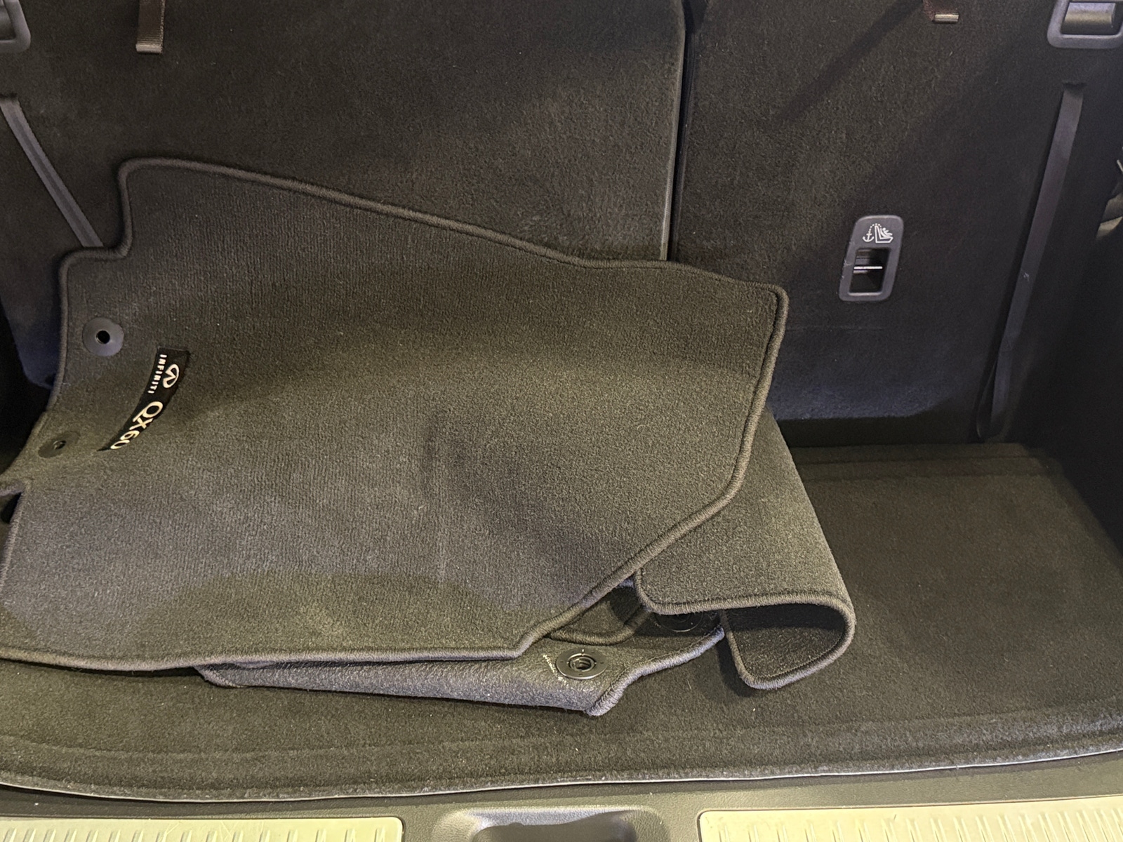 Thumbnail: 2023 INFINITI QX60 - 6