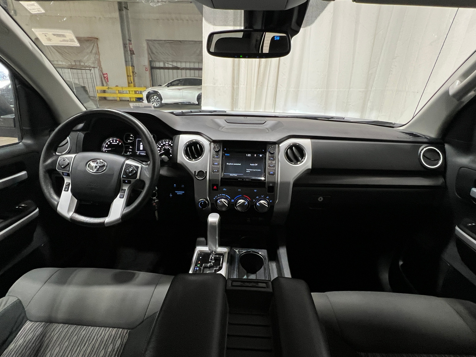 Thumbnail: 2018 Toyota Tundra - 3