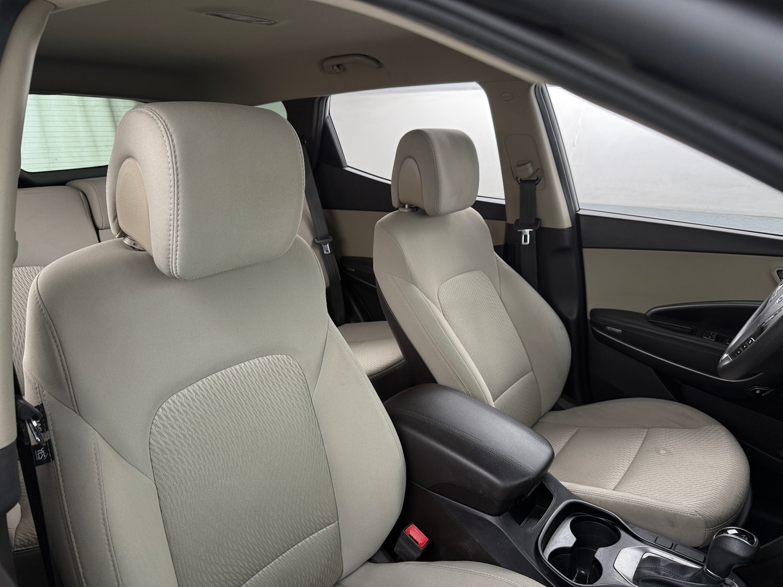 Thumbnail: 2017 Hyundai Santa Fe - 2