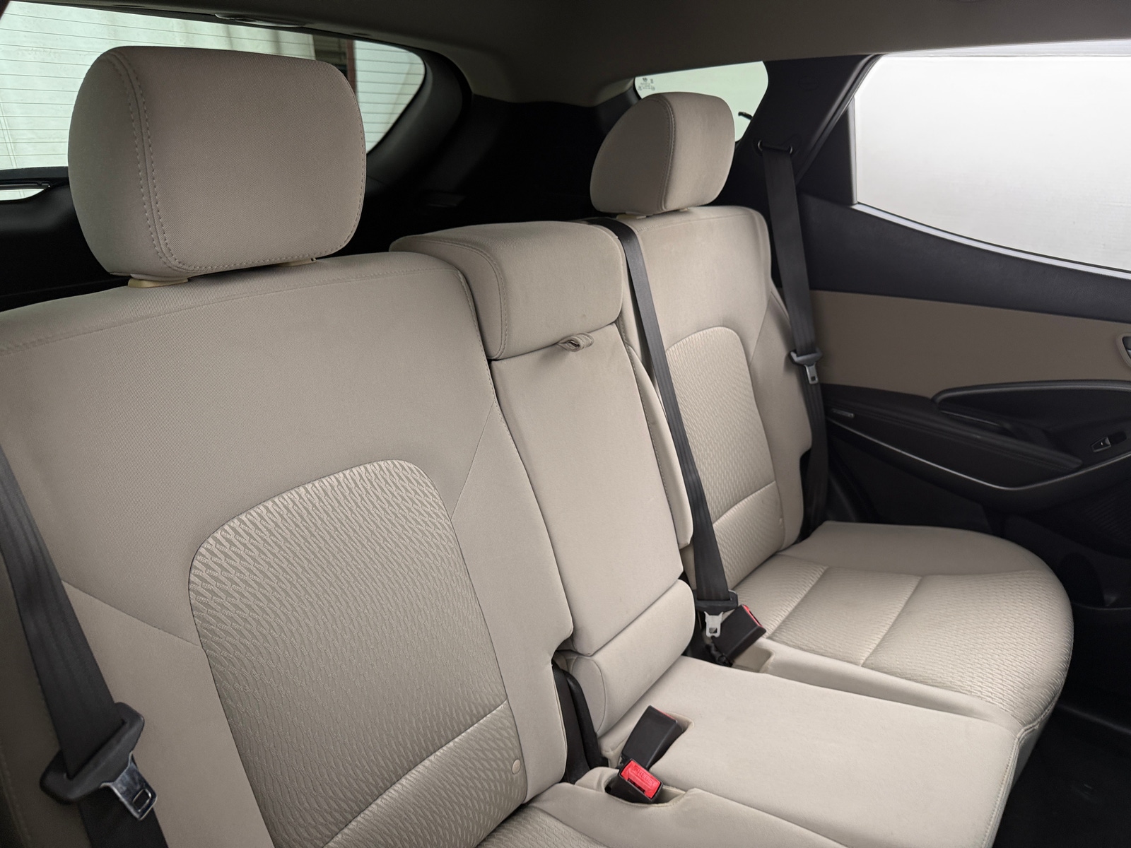 Thumbnail: 2017 Hyundai Santa Fe - 6