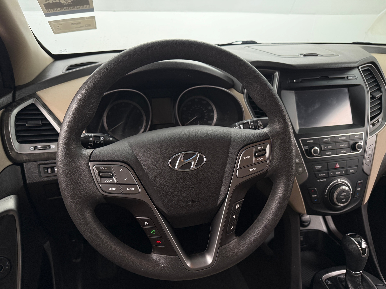 Thumbnail: 2017 Hyundai Santa Fe - 5