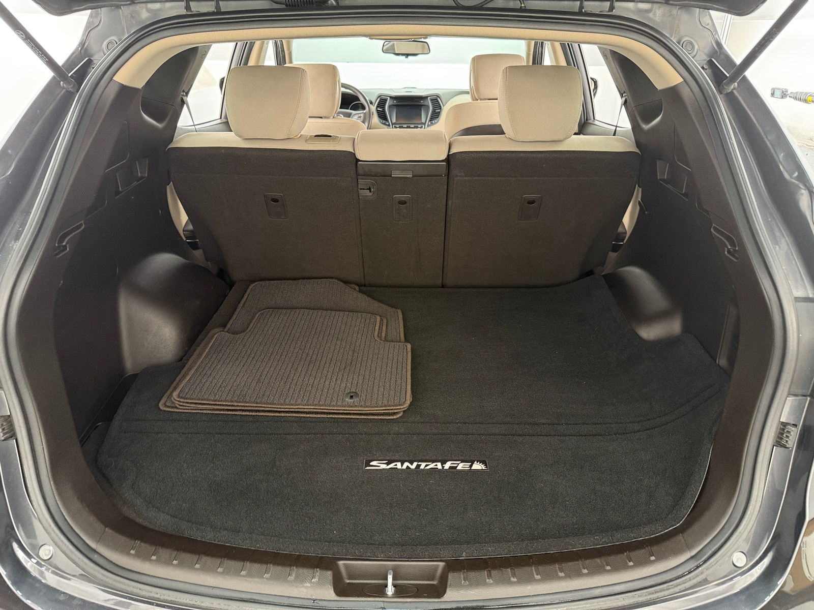 Thumbnail: 2017 Hyundai Santa Fe - 7