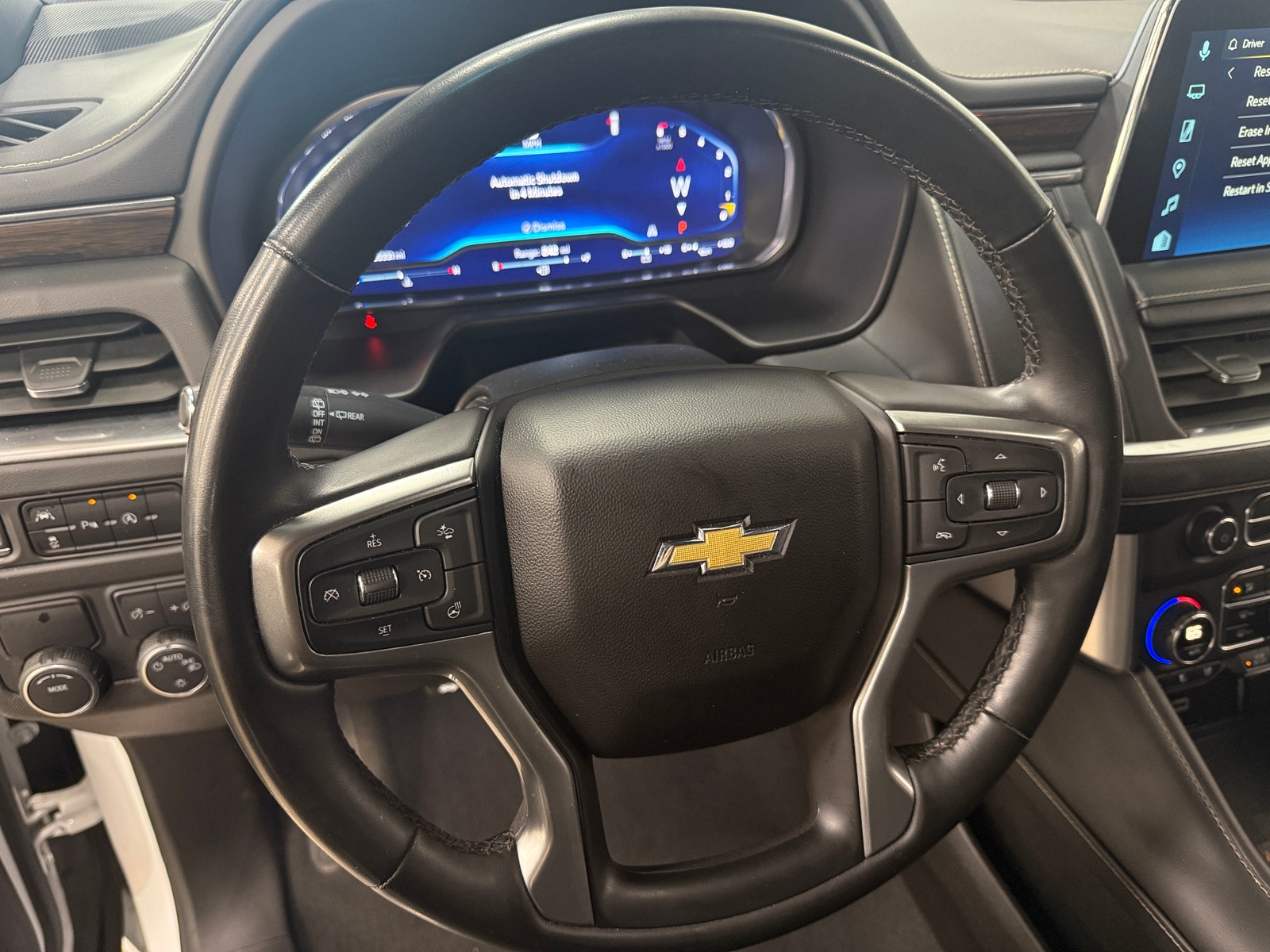 Thumbnail: 2023 Chevrolet Suburban - 4