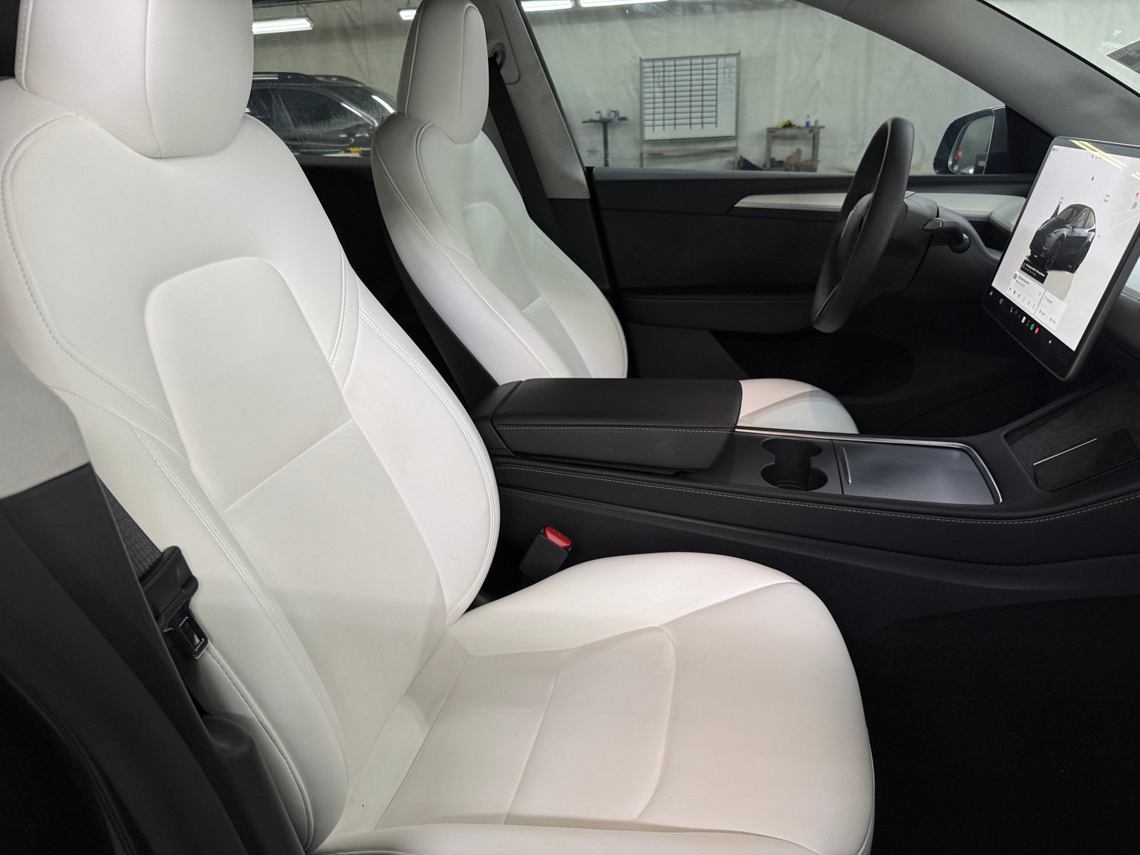 Thumbnail: 2025 Tesla Model Y - 2