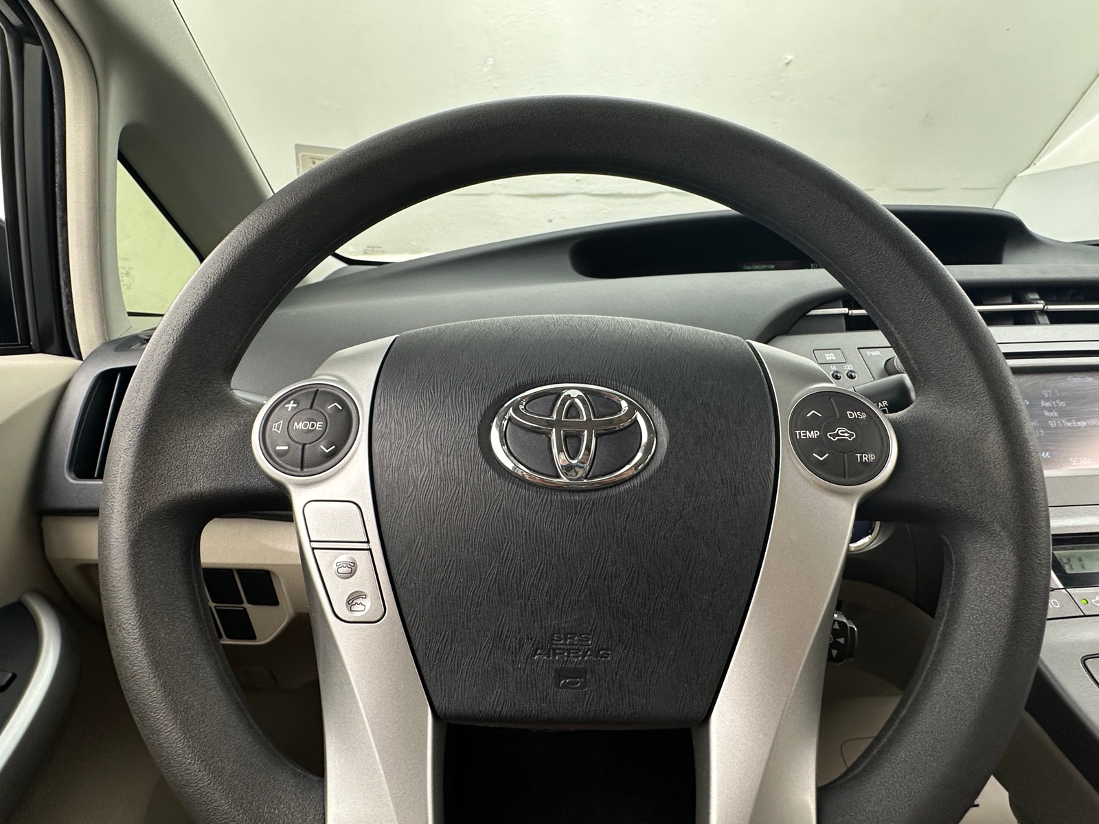 Thumbnail: 2013 Toyota Prius - 5