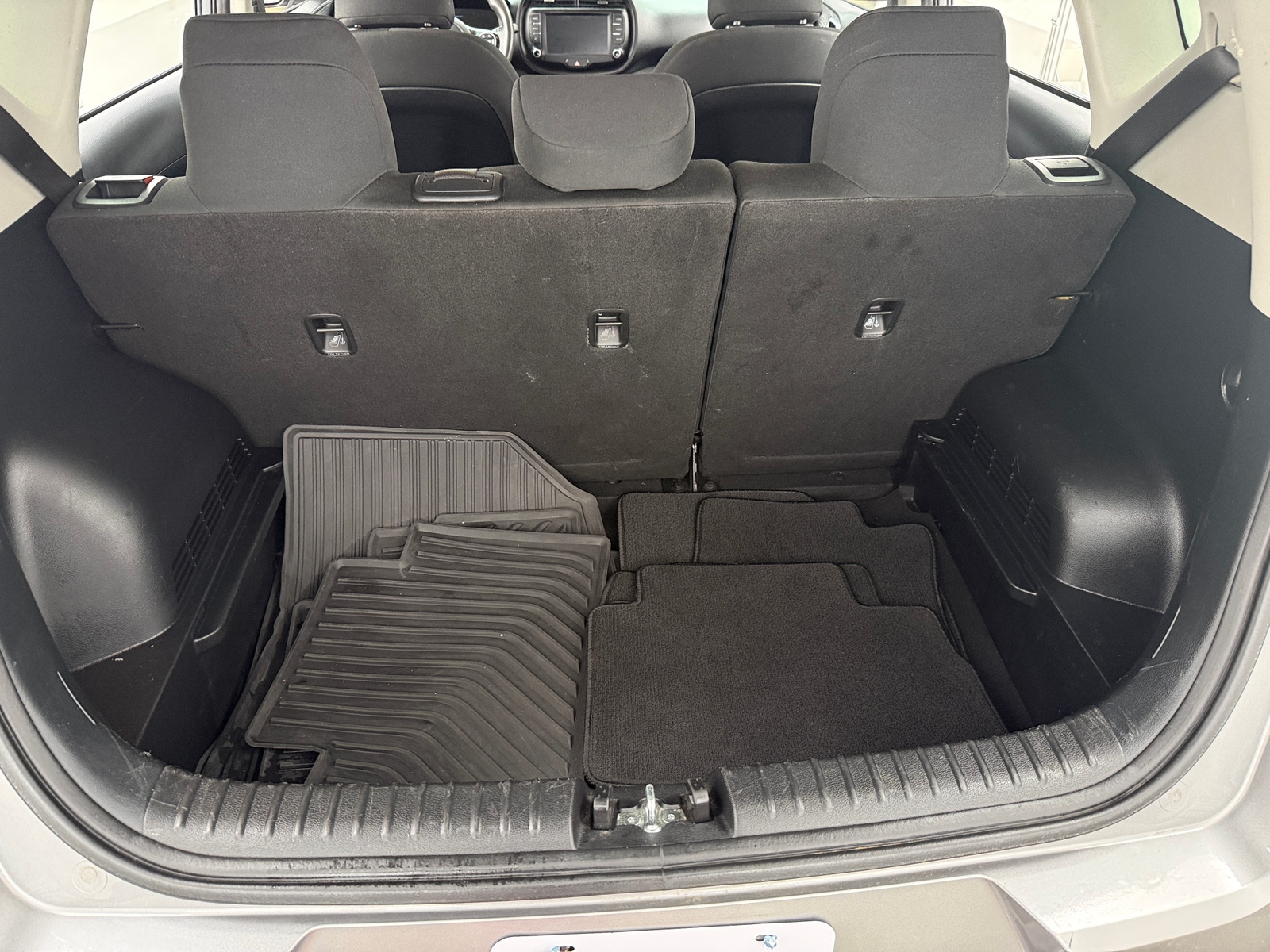 Thumbnail: 2023 Kia Soul - 7