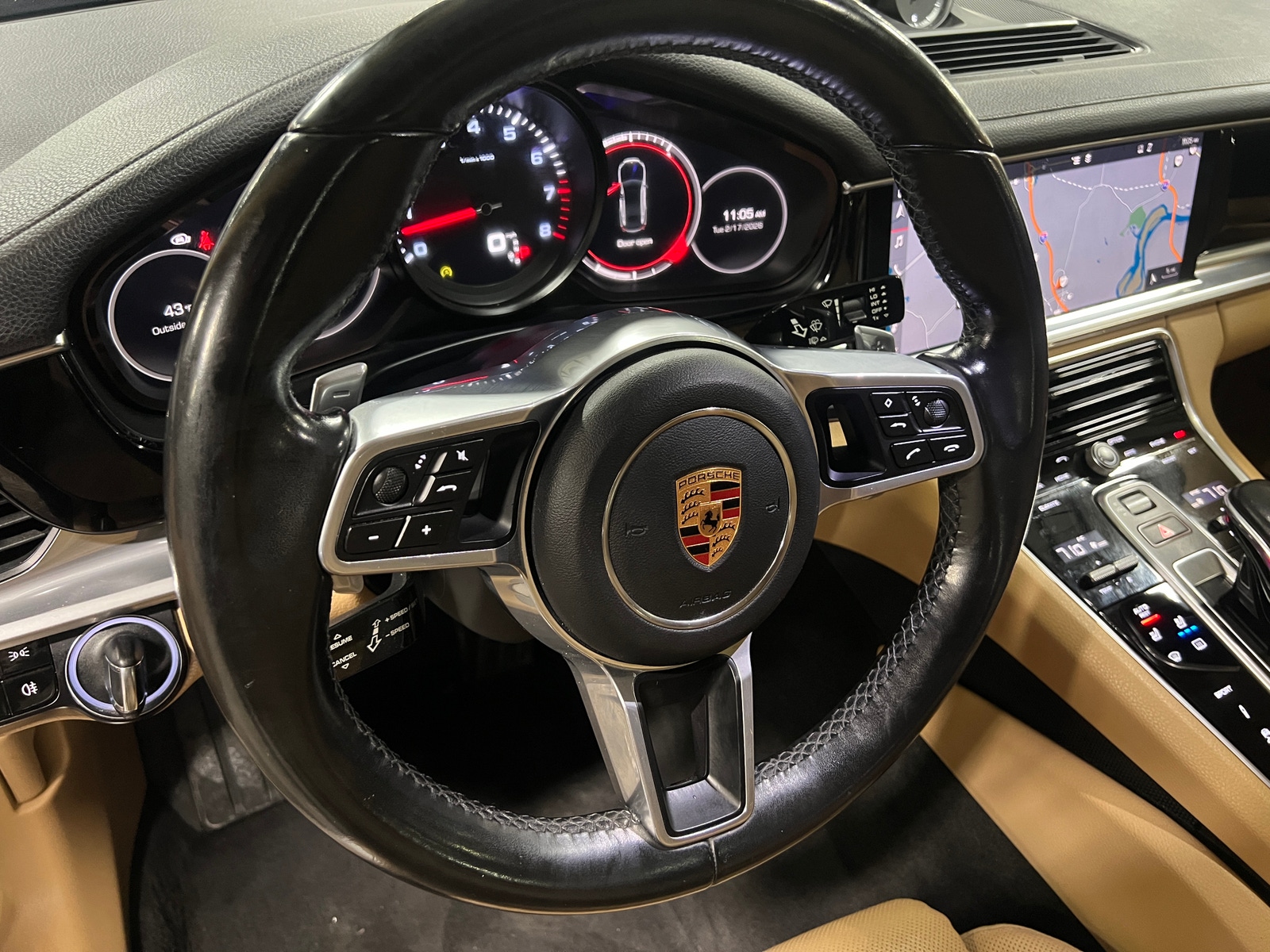 Thumbnail: 2018 Porsche Panamera - 4