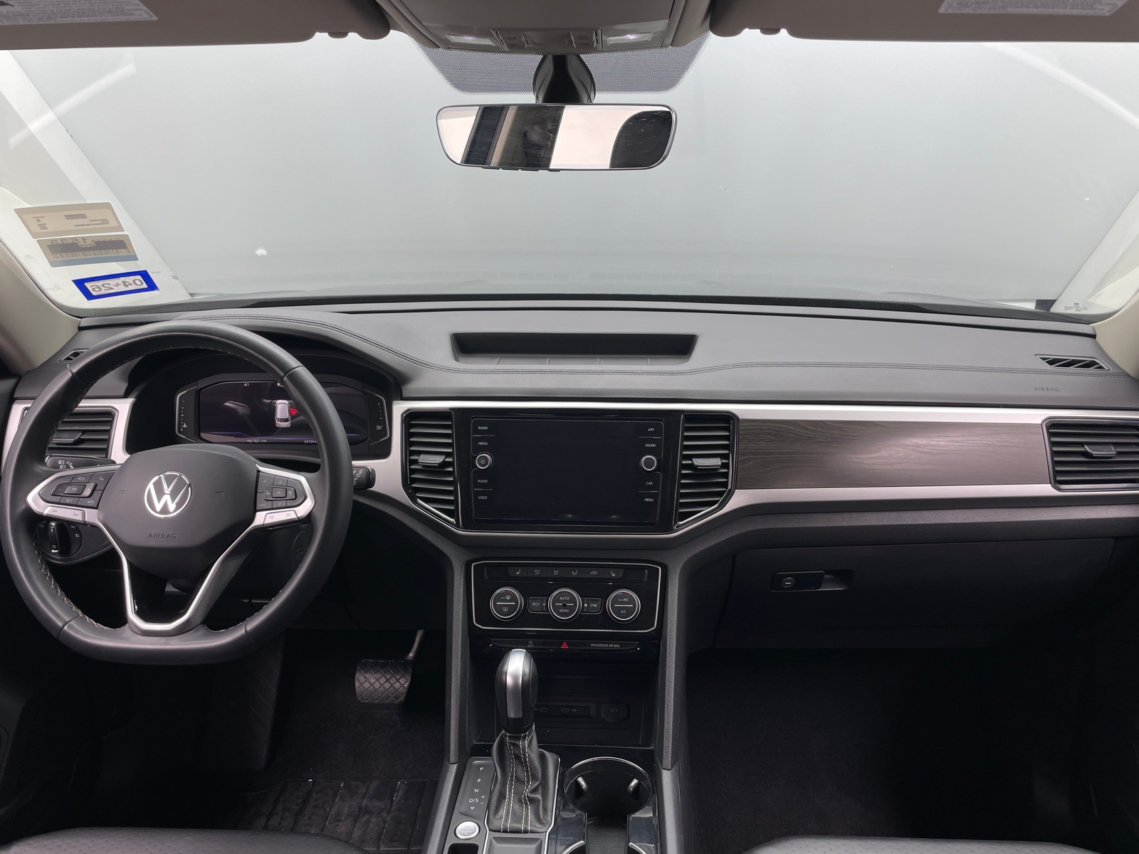 Thumbnail: 2022 Volkswagen Atlas - 2