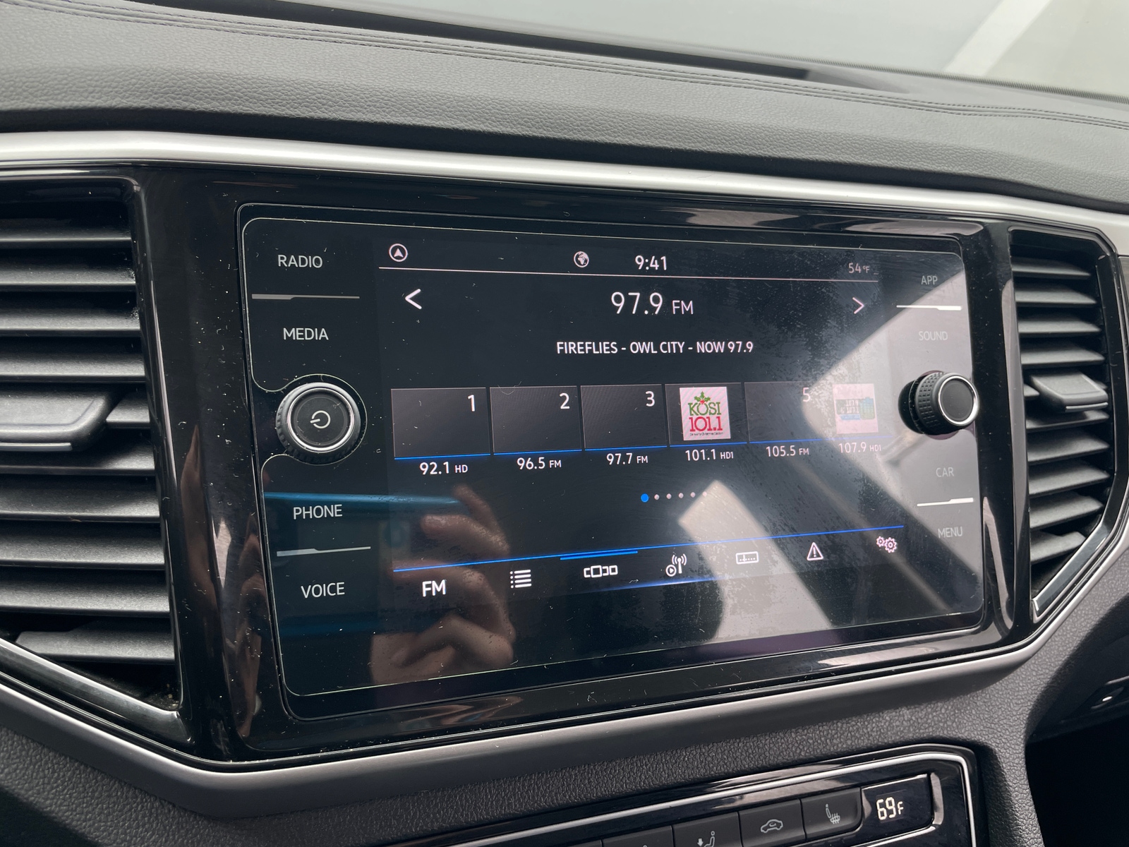 Thumbnail: 2022 Volkswagen Atlas - 3