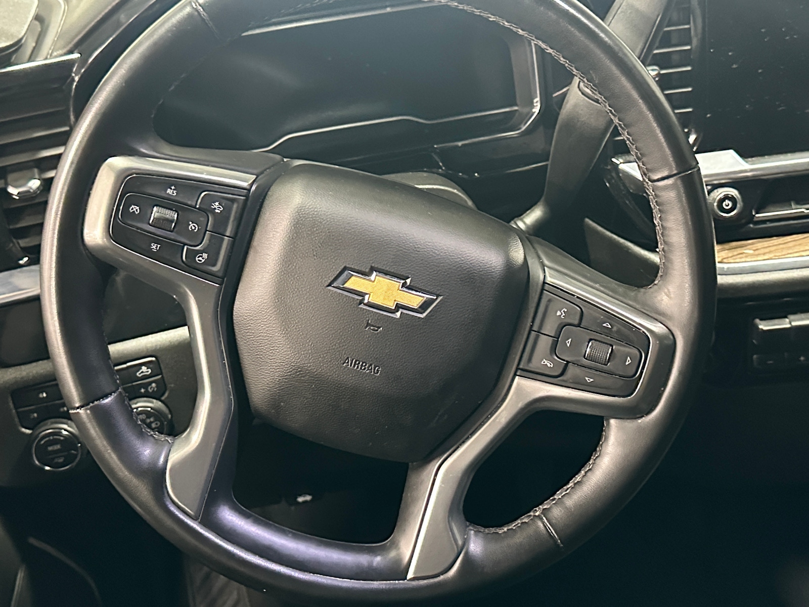 Thumbnail: 2024 Chevrolet Silverado 2500 - 5