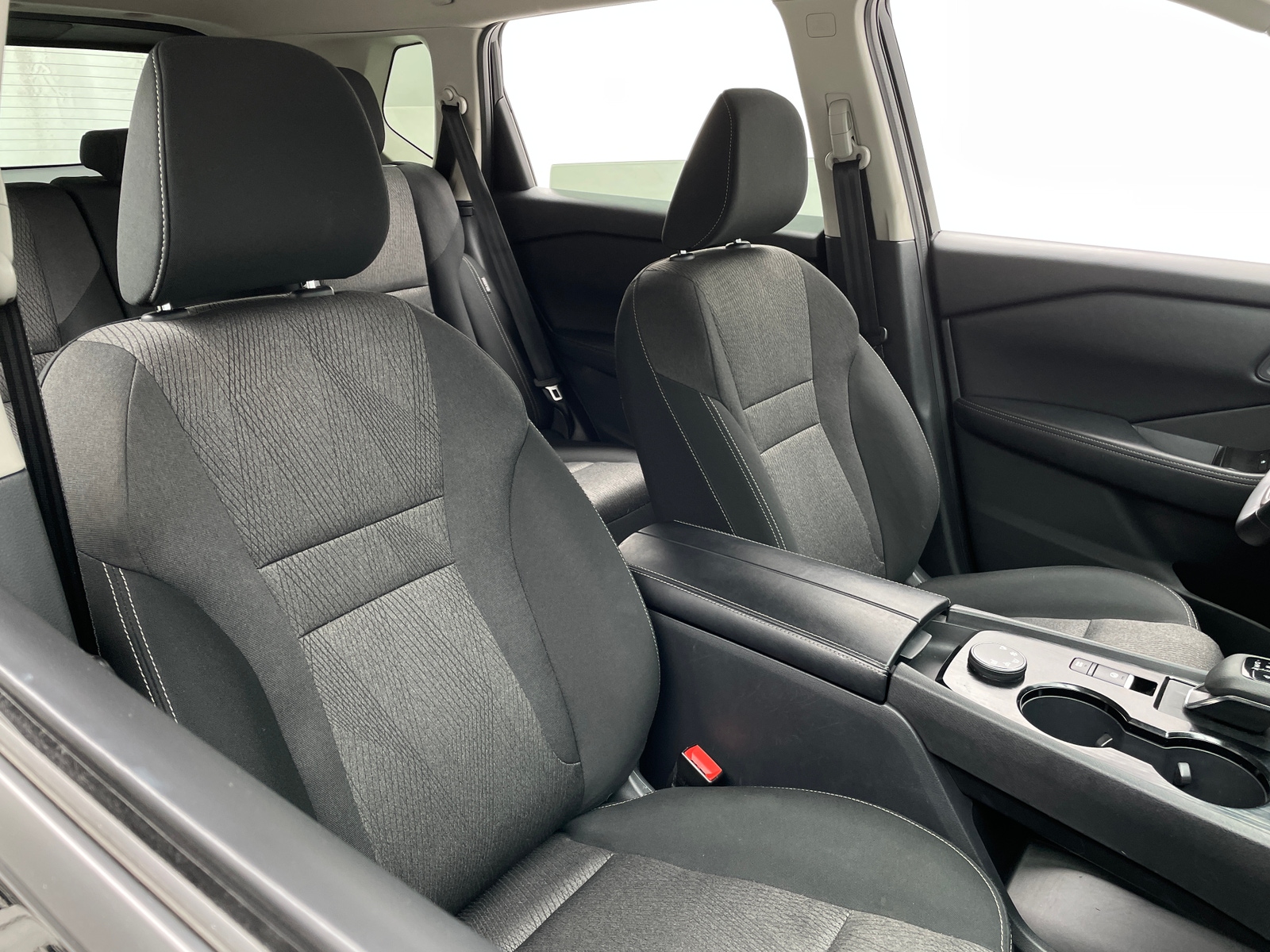 Thumbnail: 2025 Nissan Rogue - 2