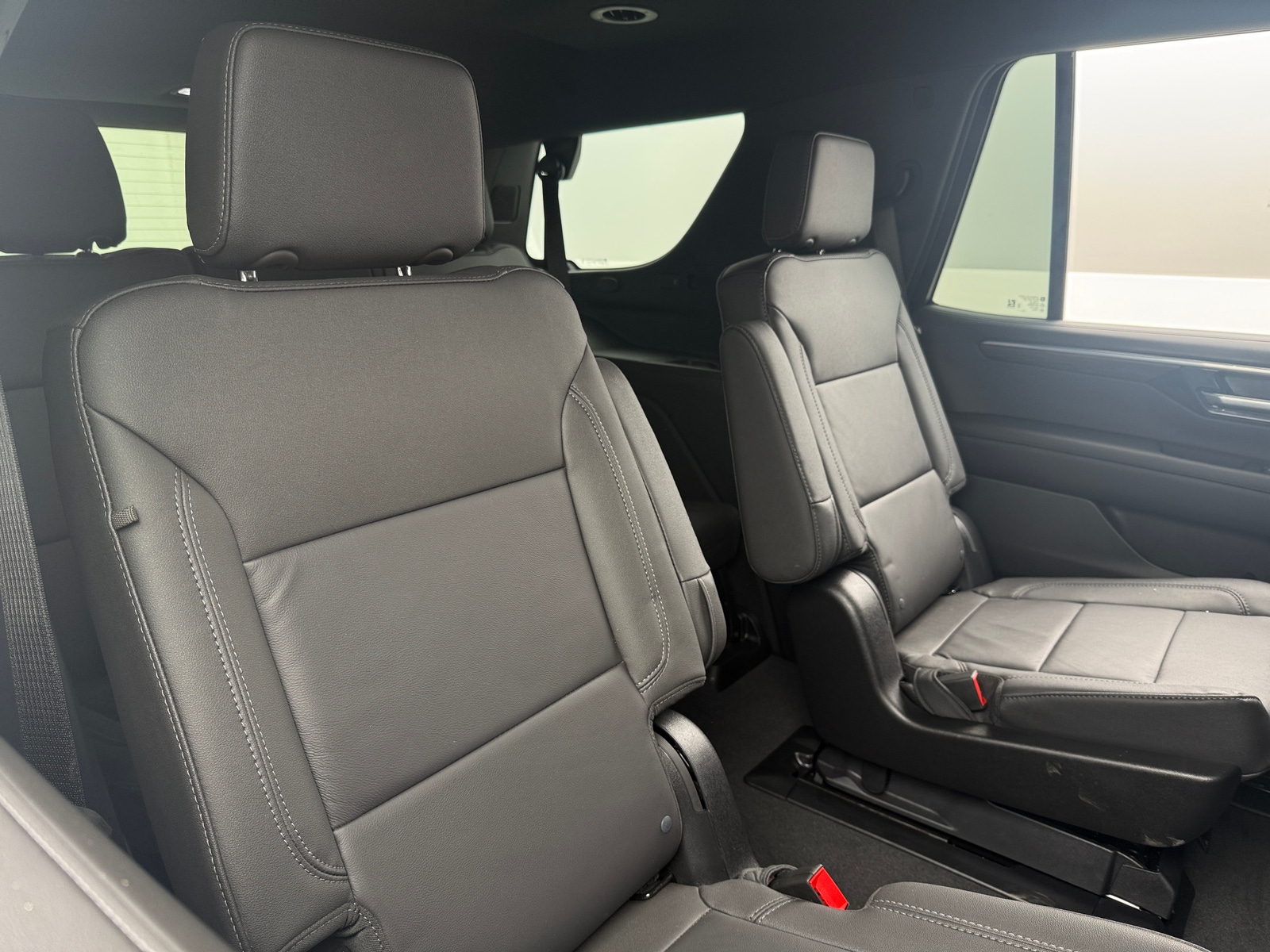 Thumbnail: 2025 Chevrolet Tahoe - 5