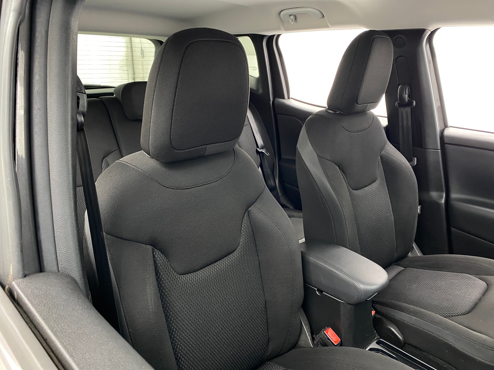 Thumbnail: 2018 Jeep Renegade - 2