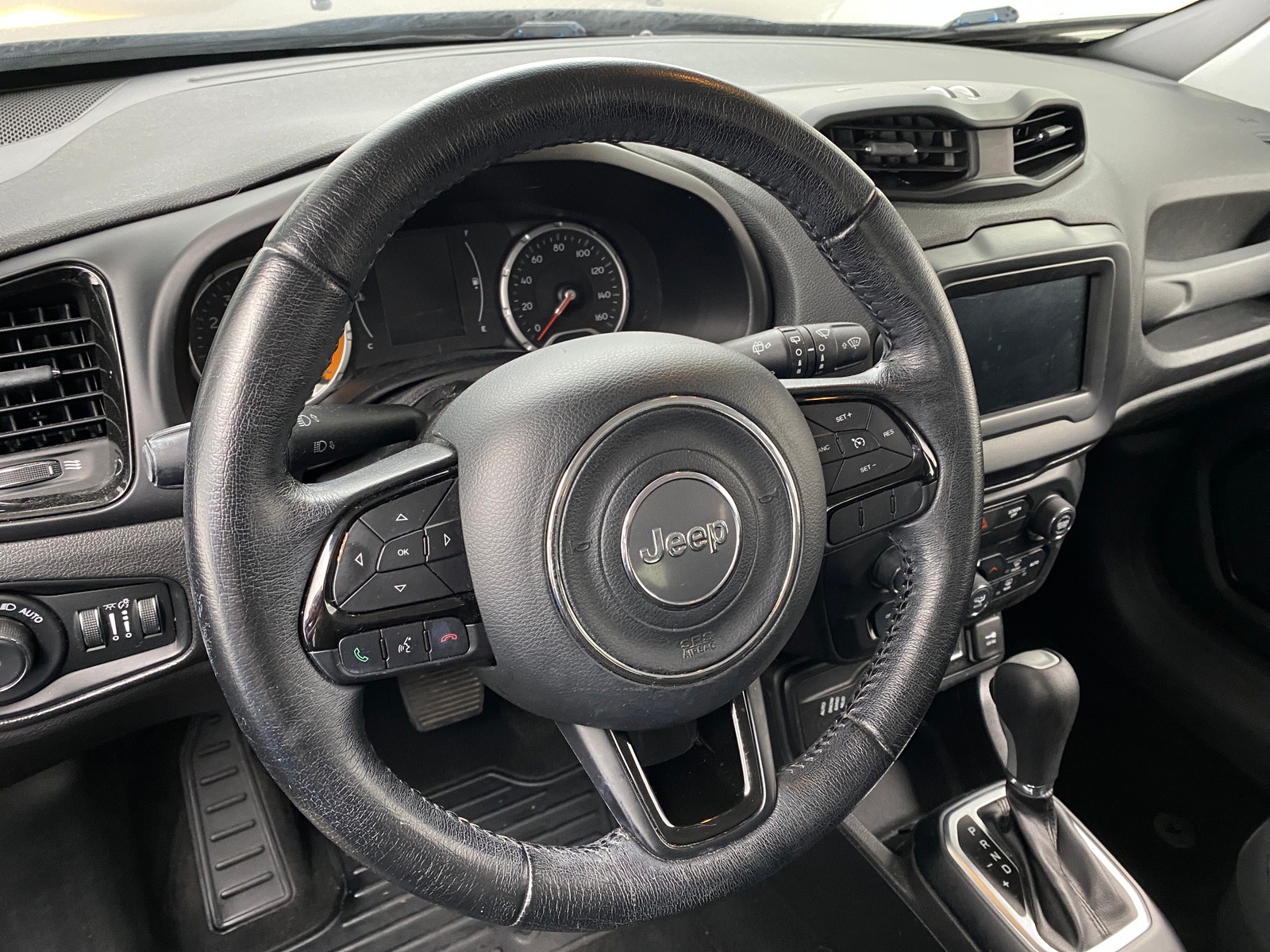 Thumbnail: 2018 Jeep Renegade - 5