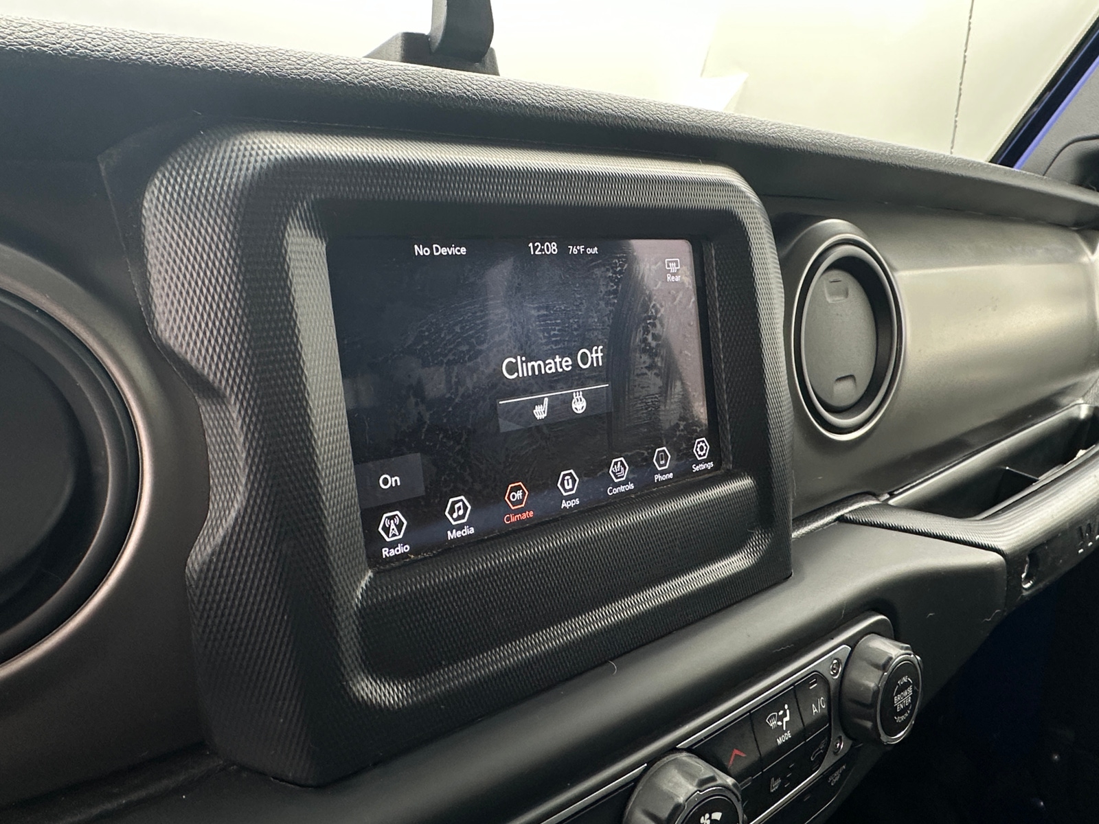 Thumbnail: 2018 Jeep Wrangler - 4