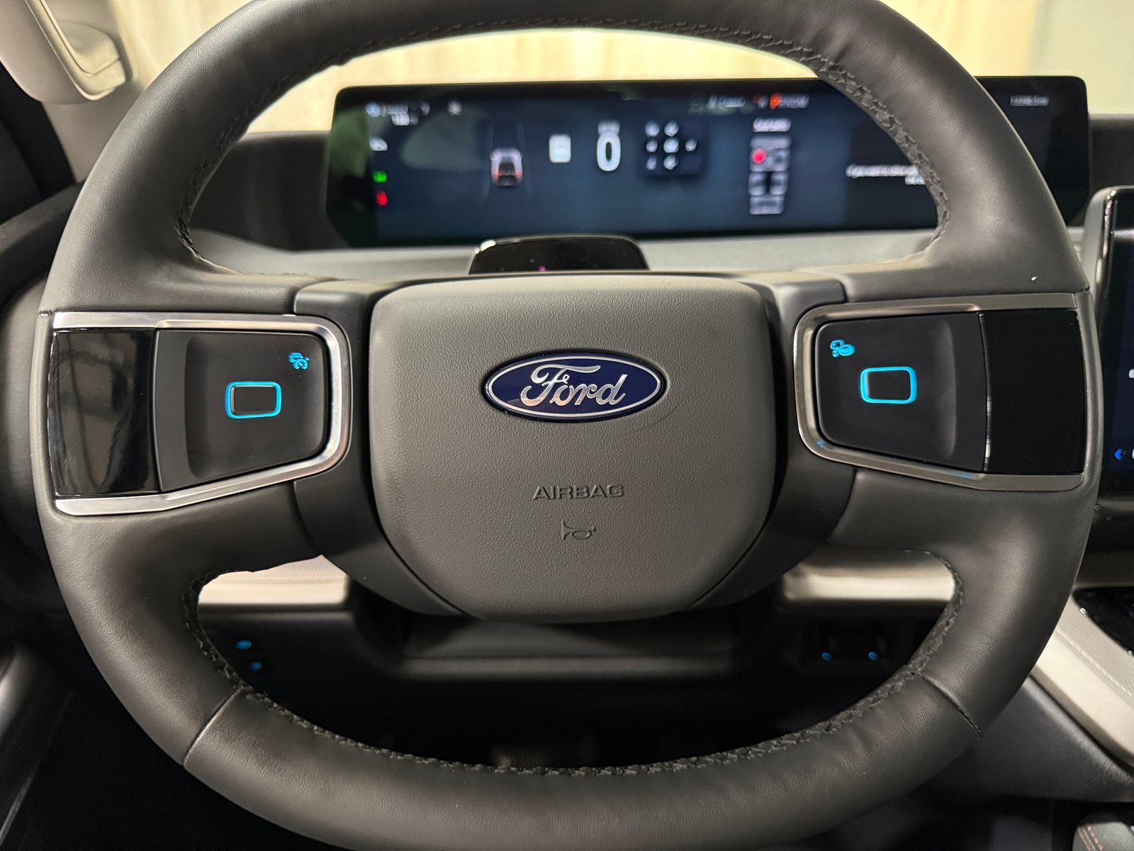 Thumbnail: 2025 Ford Expedition - 4