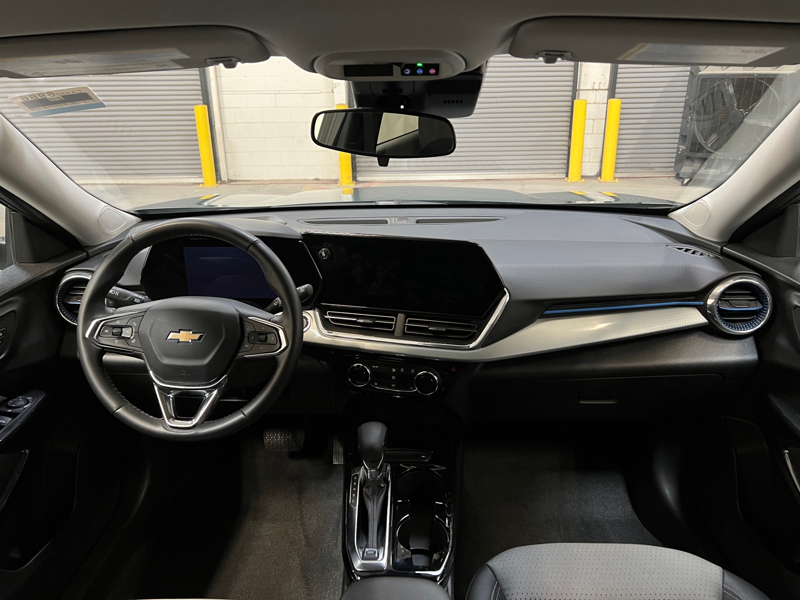 Thumbnail: 2025 Chevrolet Trax - 3