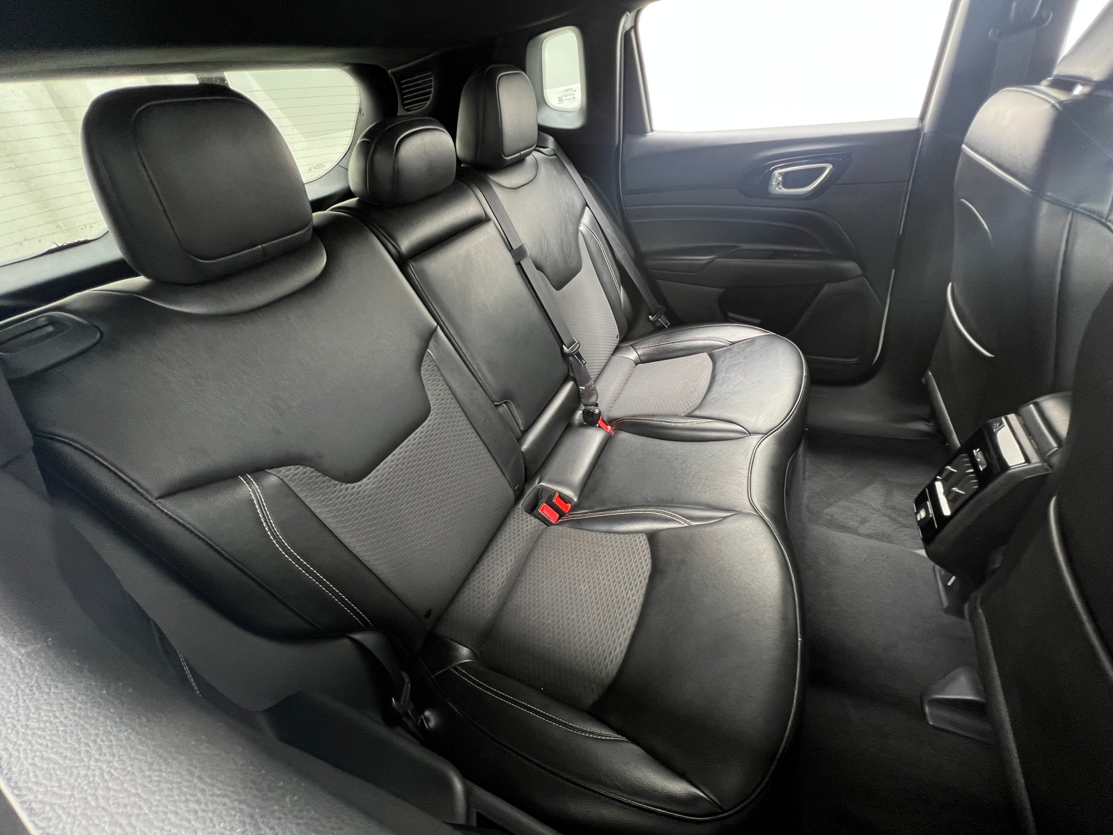 Thumbnail: 2023 Jeep Compass - 6