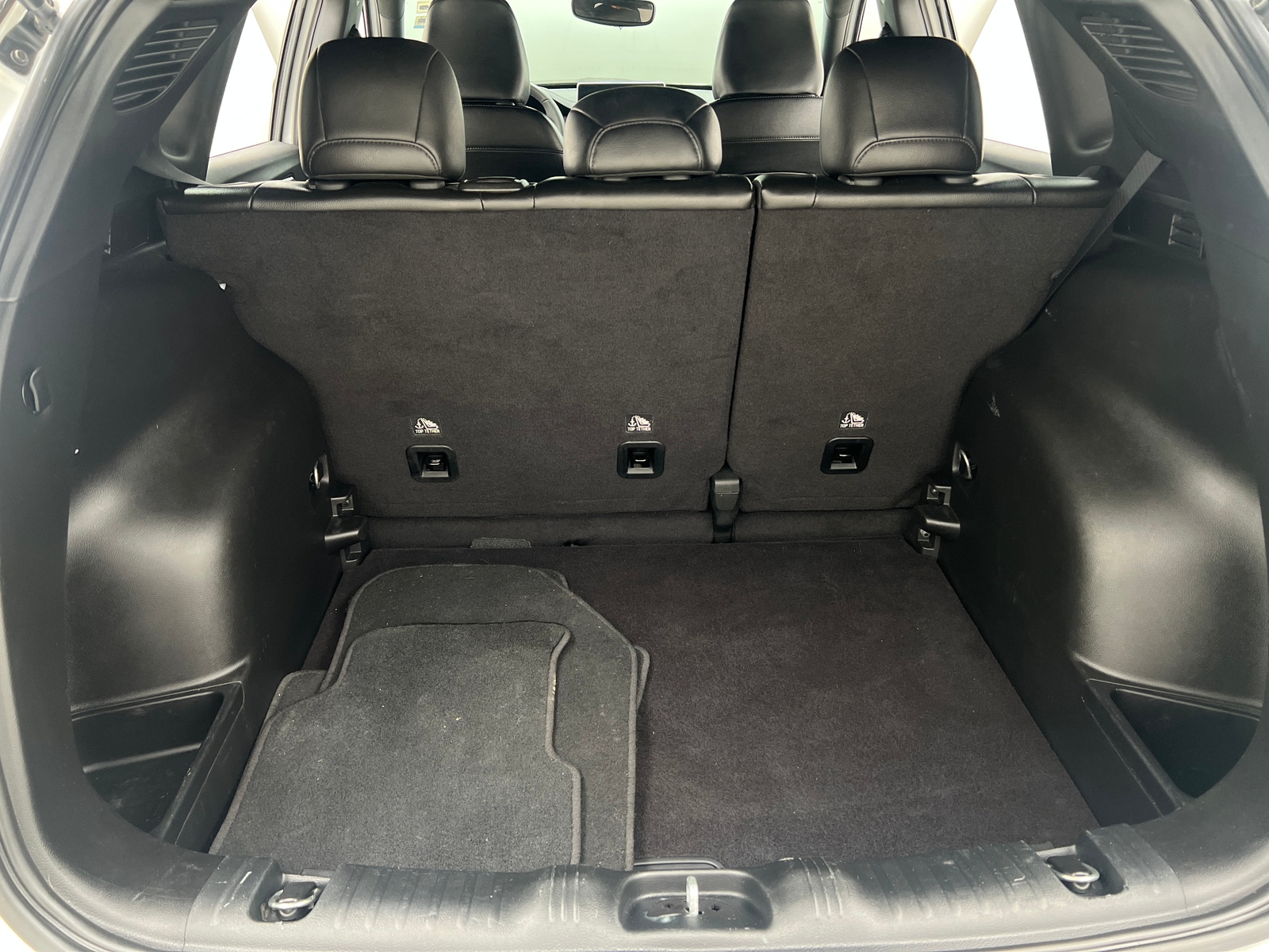 Thumbnail: 2023 Jeep Compass - 7