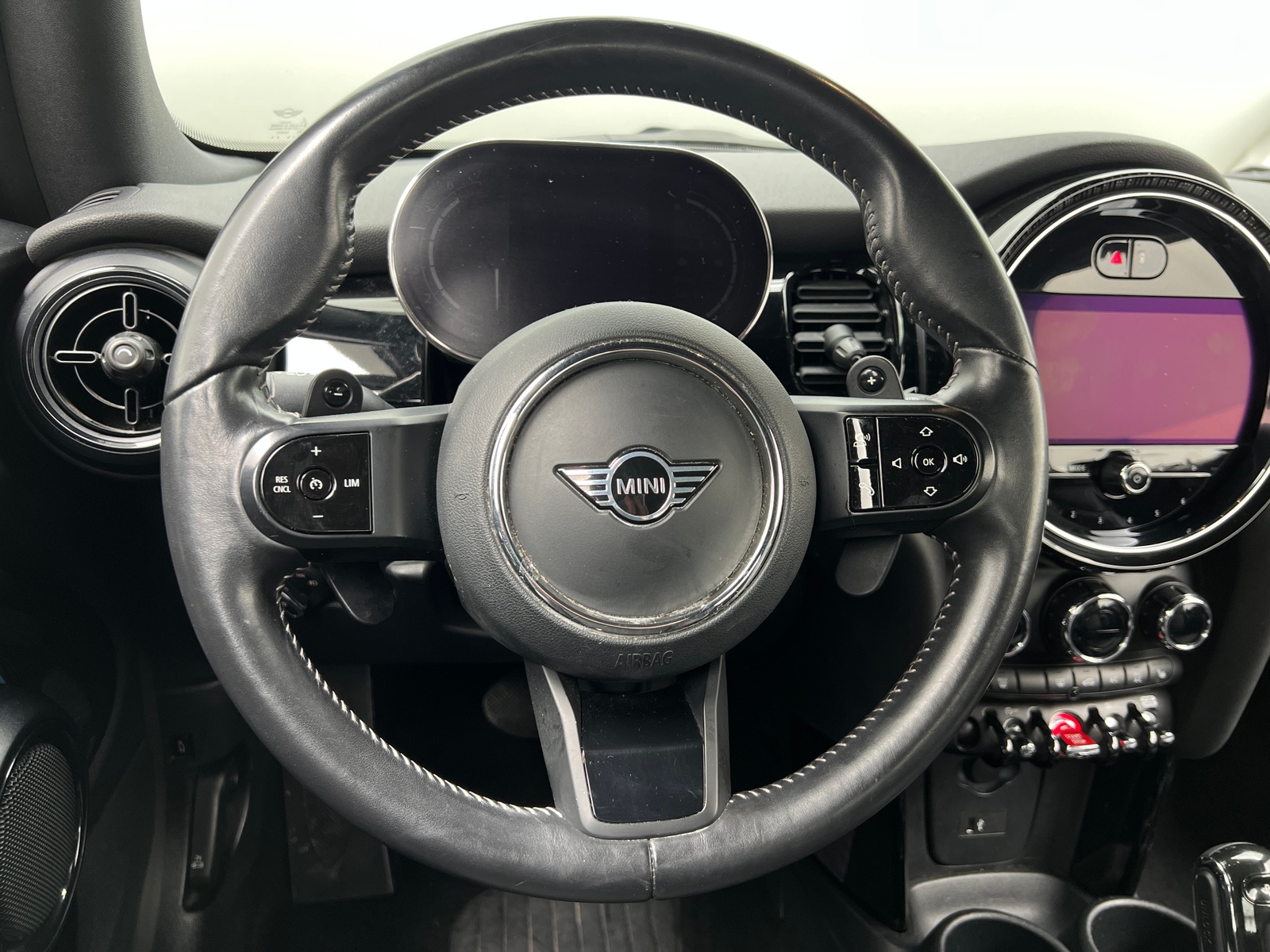 Thumbnail: 2024 MINI Cooper Convertible - 4