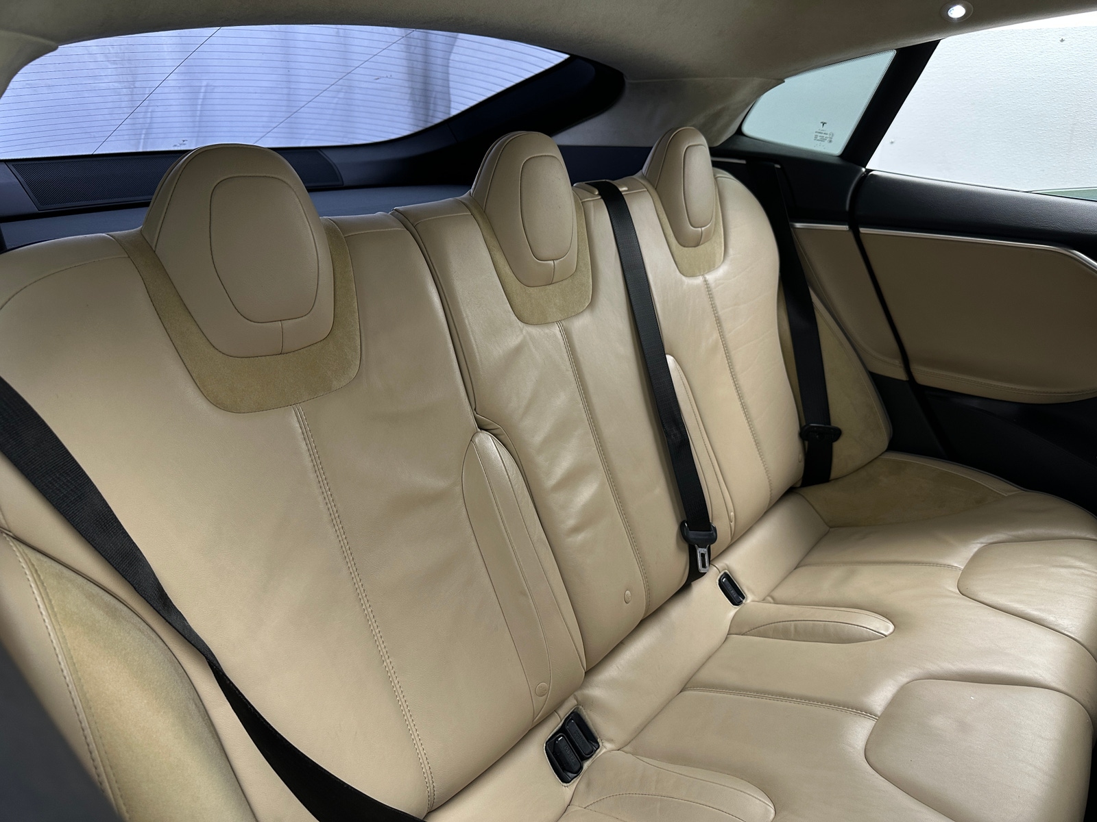 Thumbnail: 2012 Tesla Model S - 5