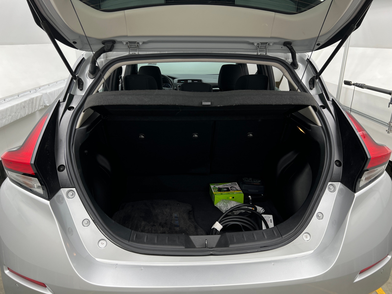 Thumbnail: 2022 Nissan Leaf - 7